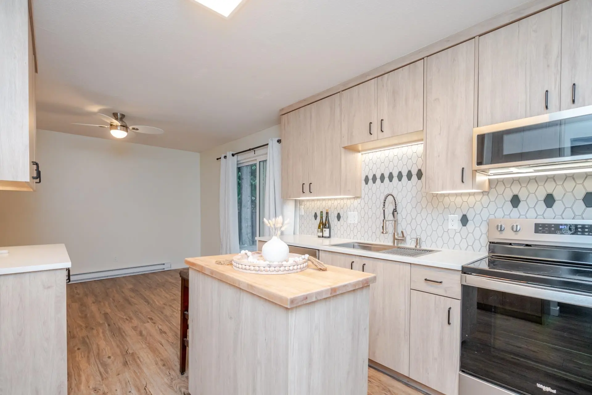 Property at 34843 Laburnum Avenue, Abbotsford, BC