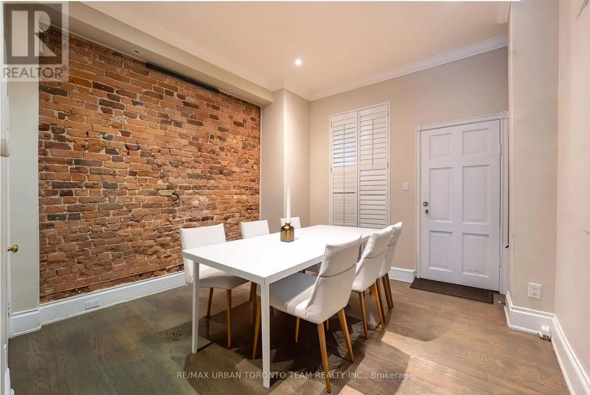 502 KING STREET E - Image 3
