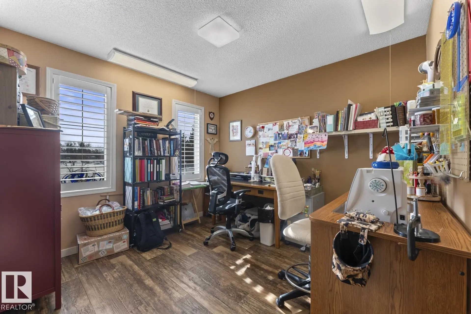 4712 49 AV - Image 14