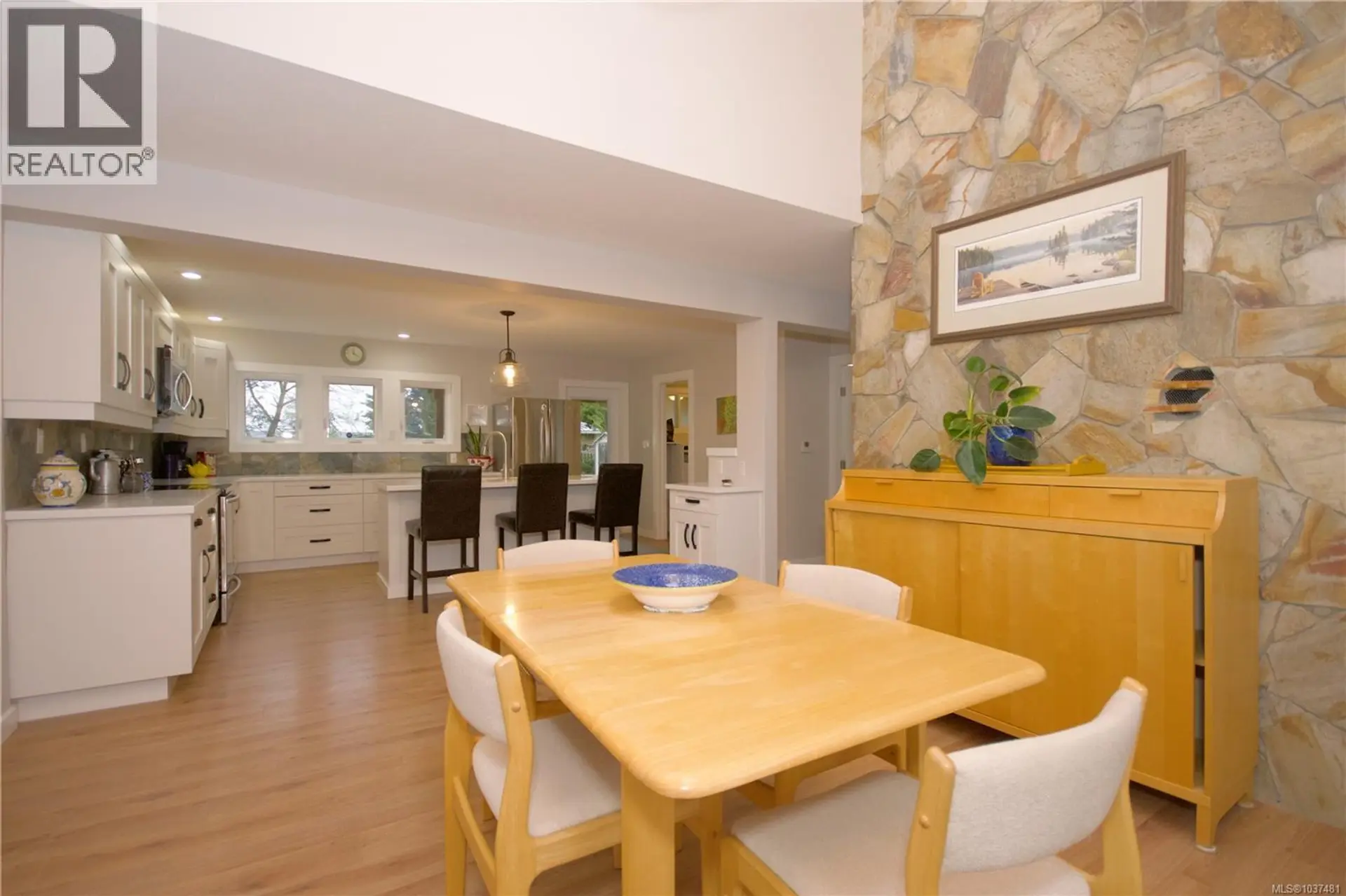 1221 Ganske Rd - Image 6