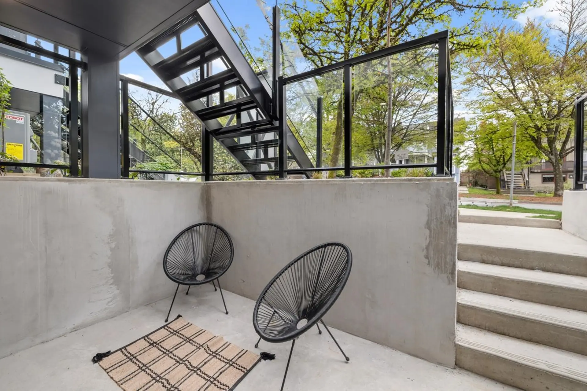 #101 2135 E Pender Street - Image 18