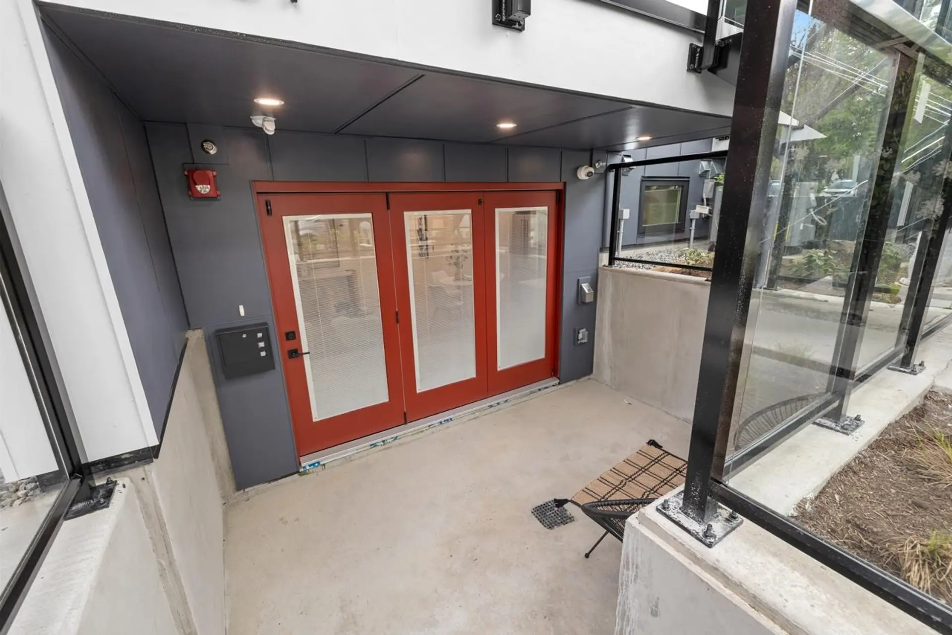 #101 2135 E Pender Street - Image 15