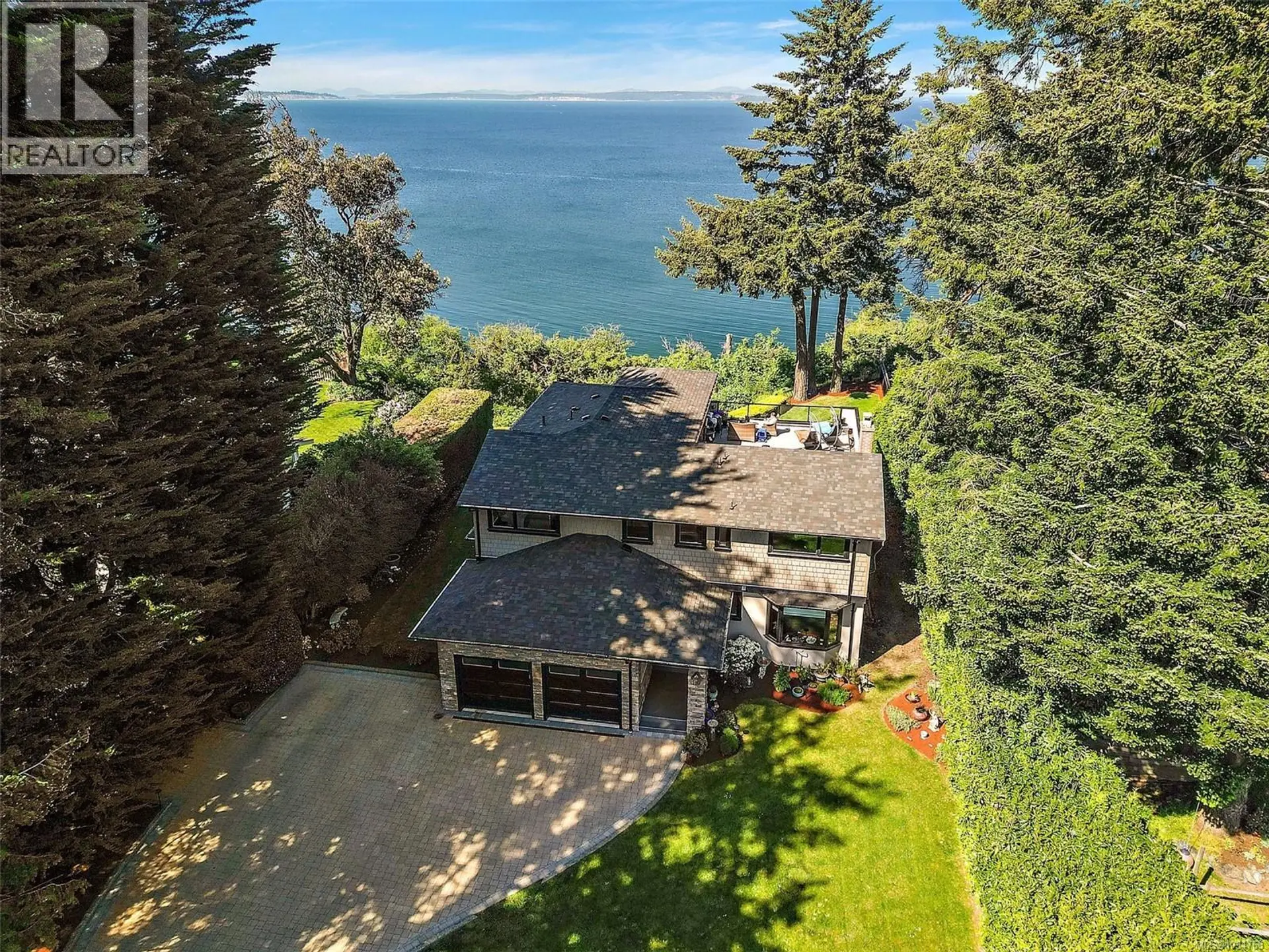 Property at 4561 Bissenden Pl, Saanich, BC