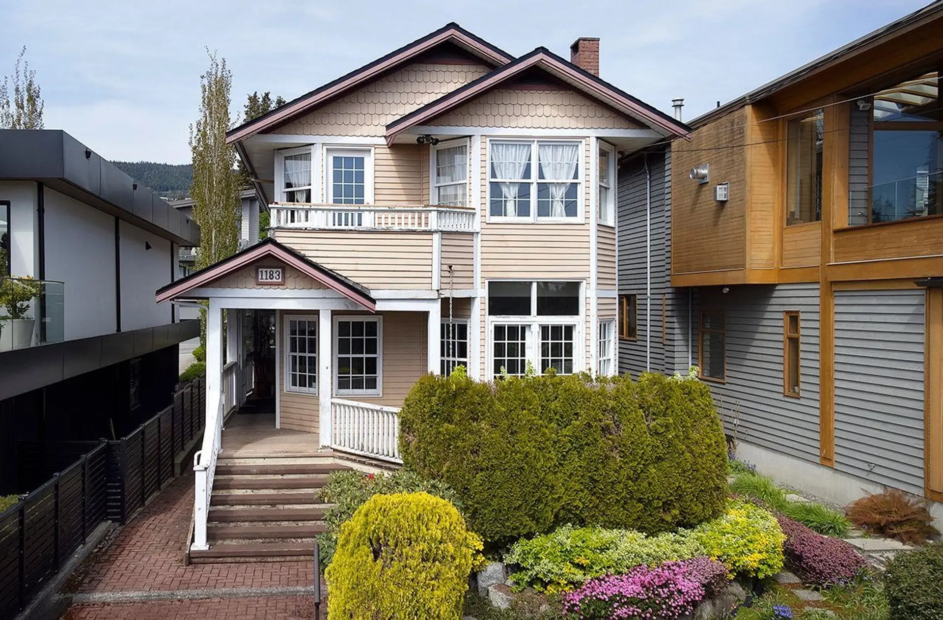 Property at 1183 Duchess Avenue, West Vancouver, BC