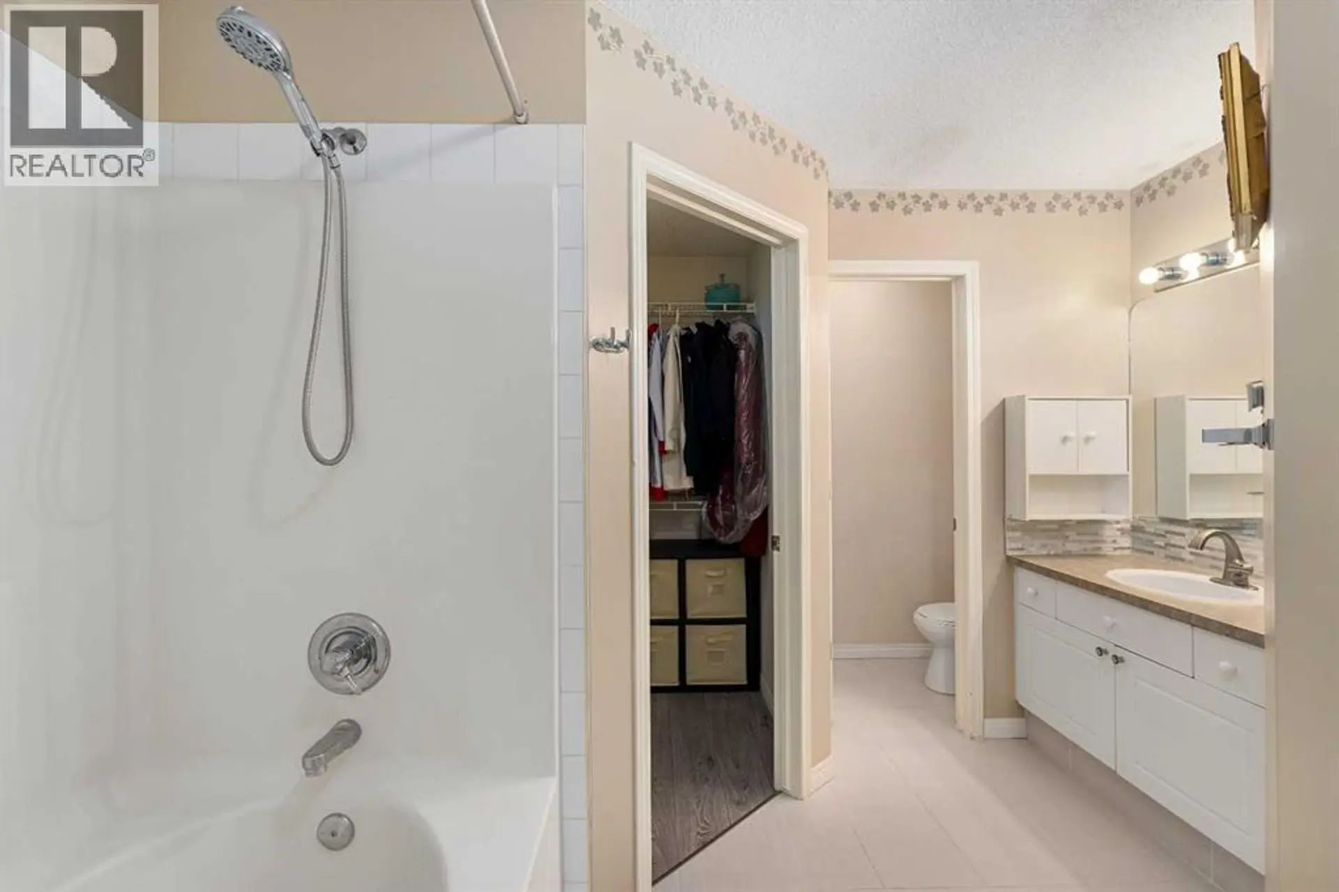 271 Citadel Meadow Grove NW - Image 11
