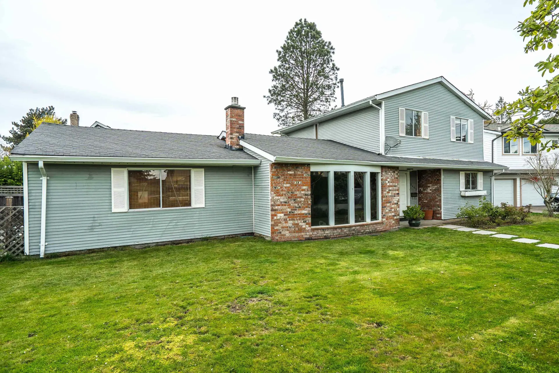 Property at 5463 50 Avenue, Delta, BC