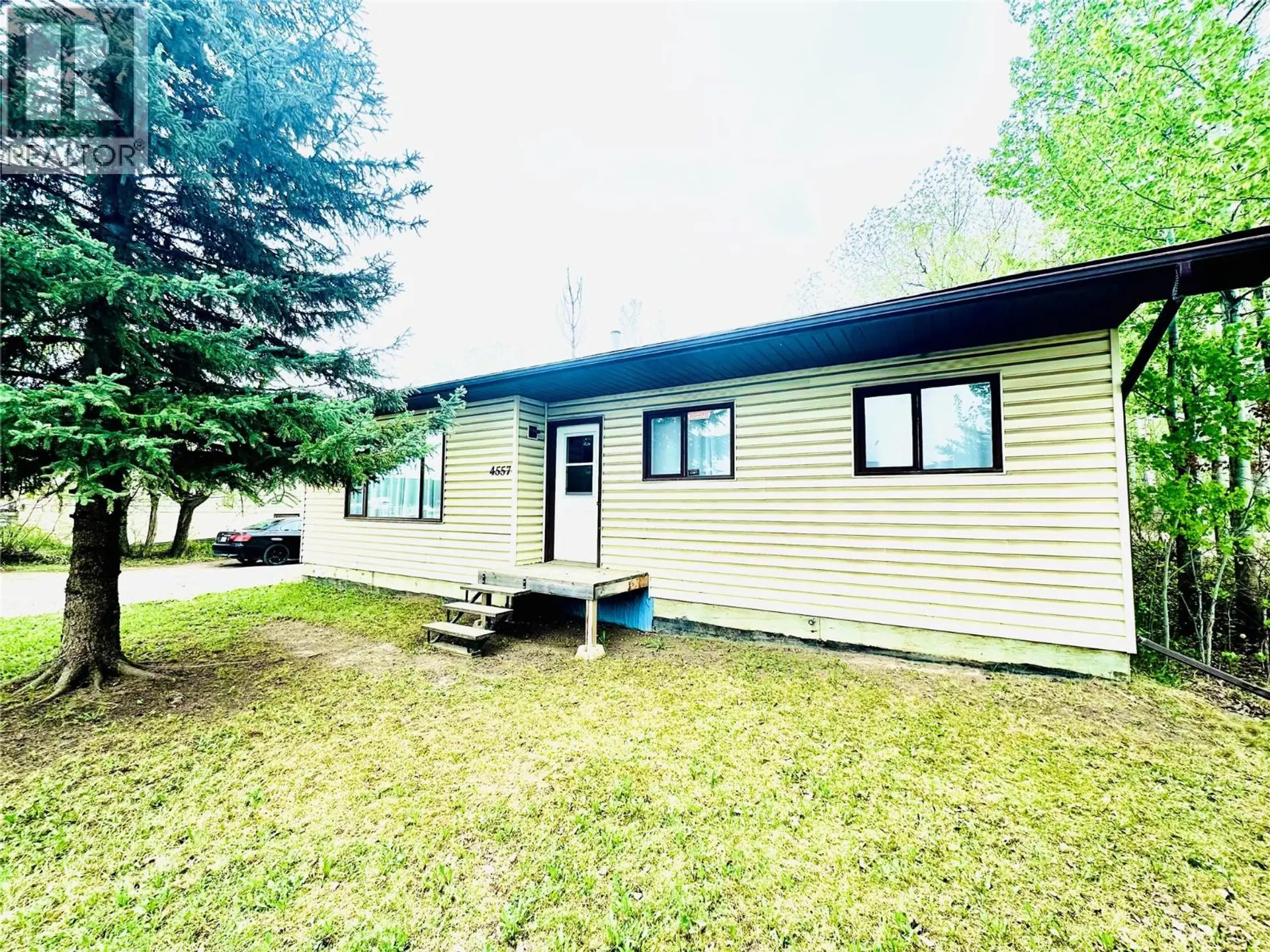 4557 Veterans Way - Image 2