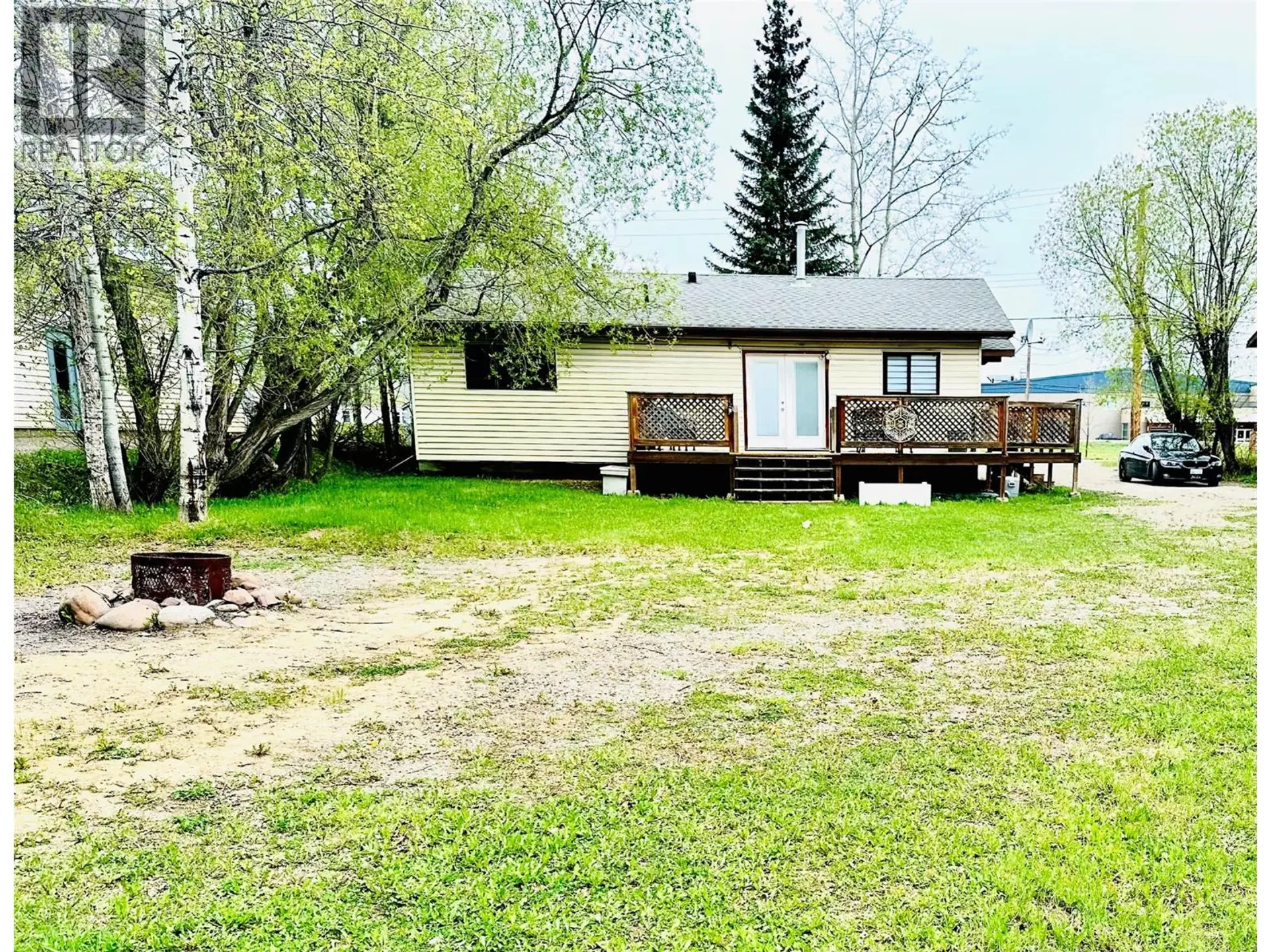 4557 Veterans Way - Image 17