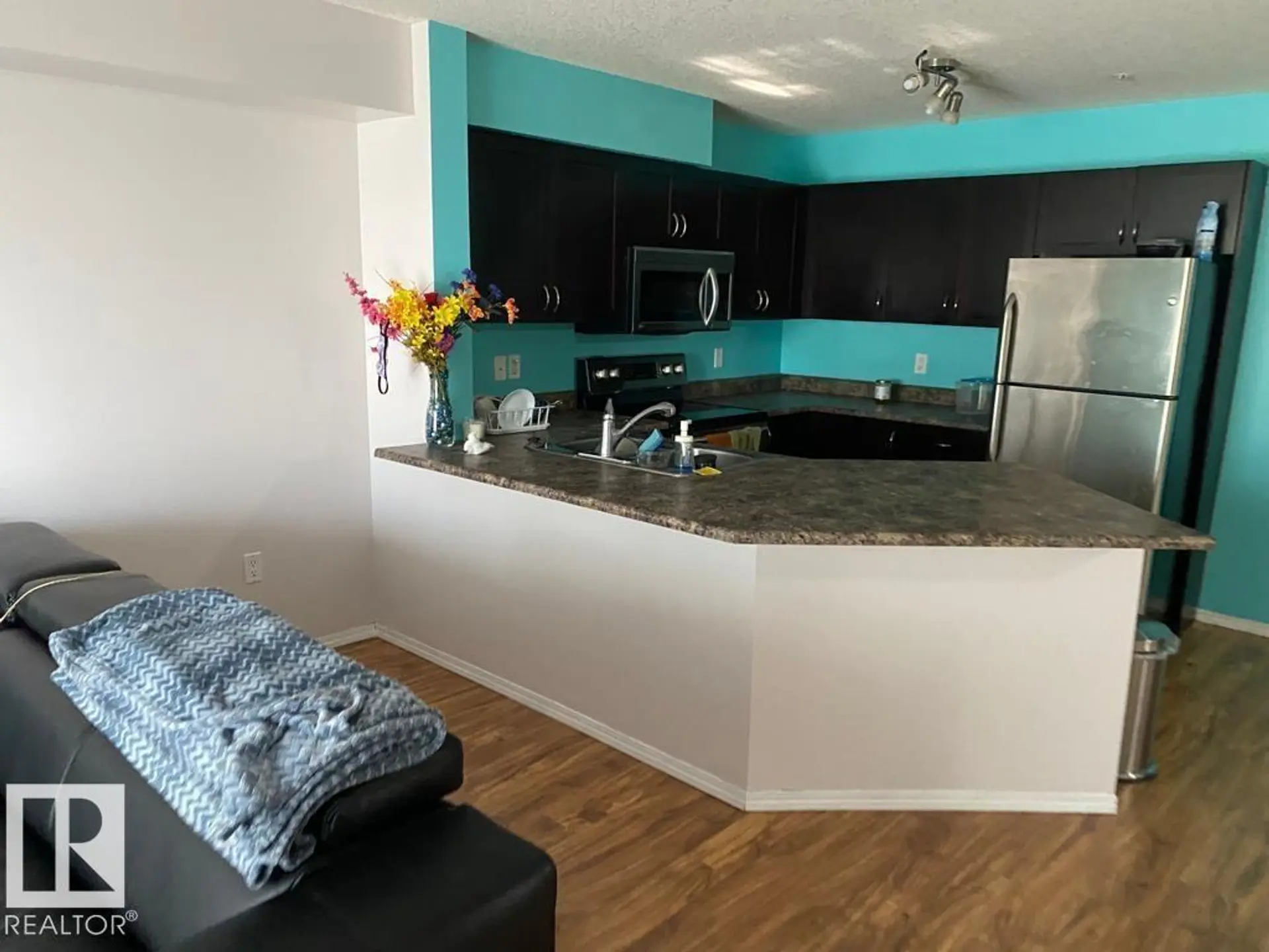 #117 42 SUMMERWOOD BV - Image 3