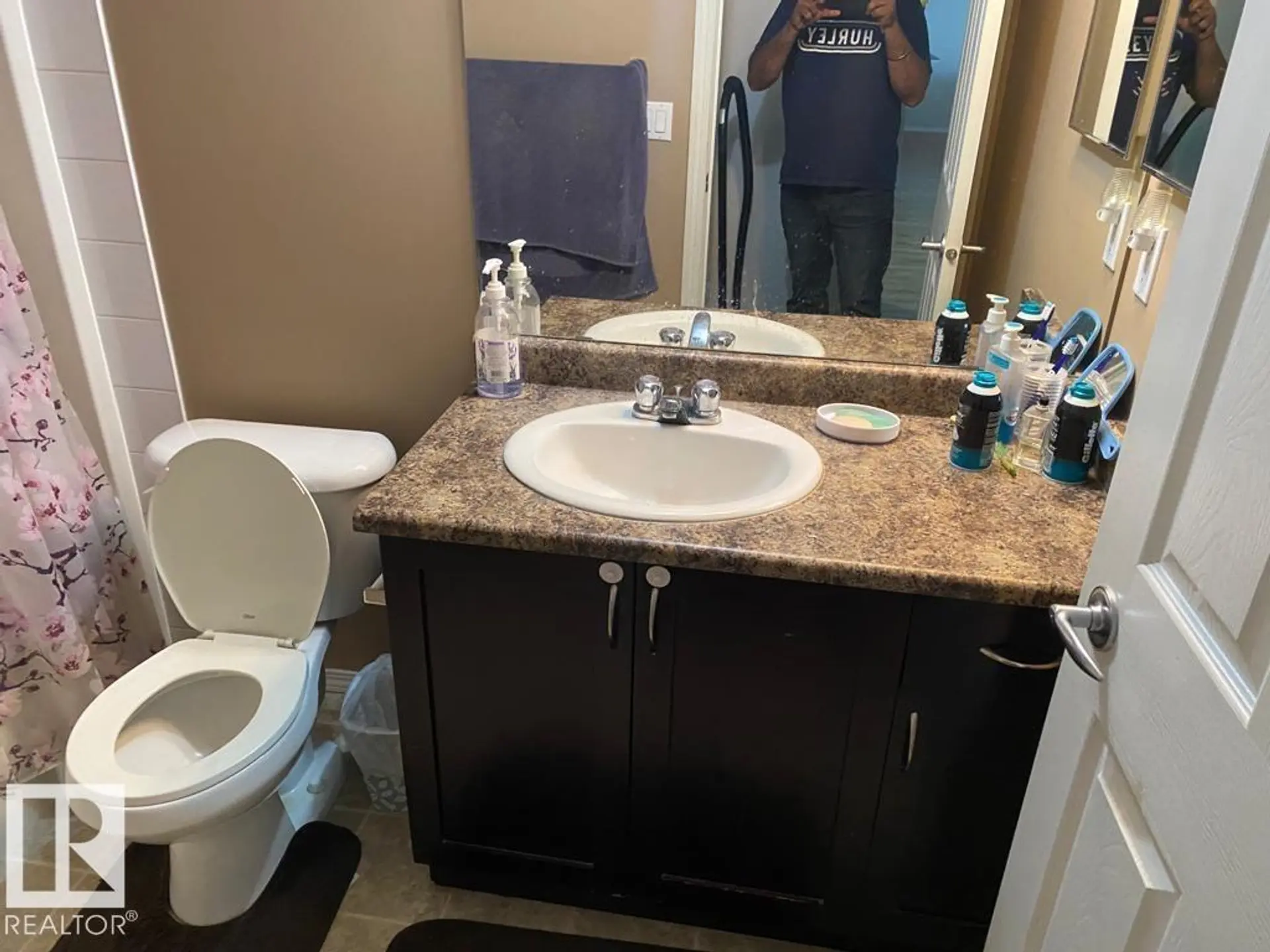 #117 42 SUMMERWOOD BV - Image 8
