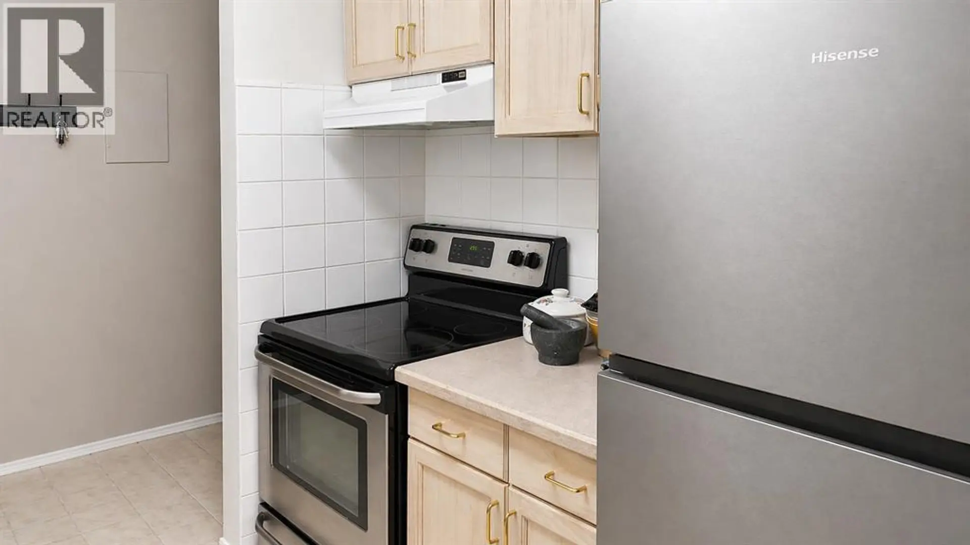 #215 723 57 Avenue SW - Image 5