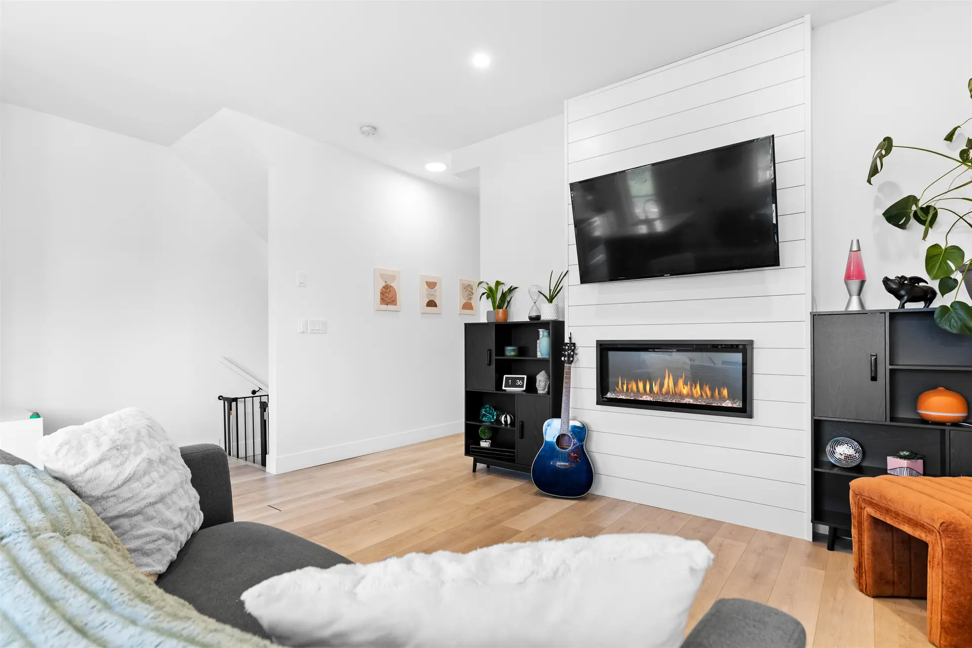 #1 43998 Chilliwack Mountain Road - Image 3
