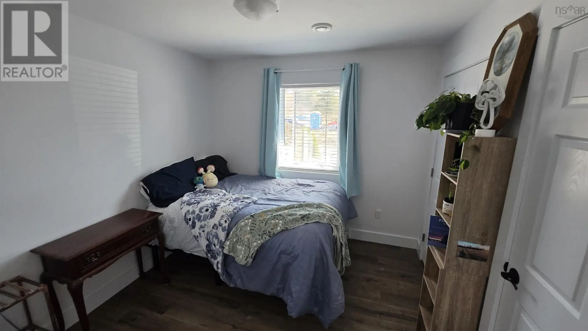 333 Nichols Avenue - Image 8