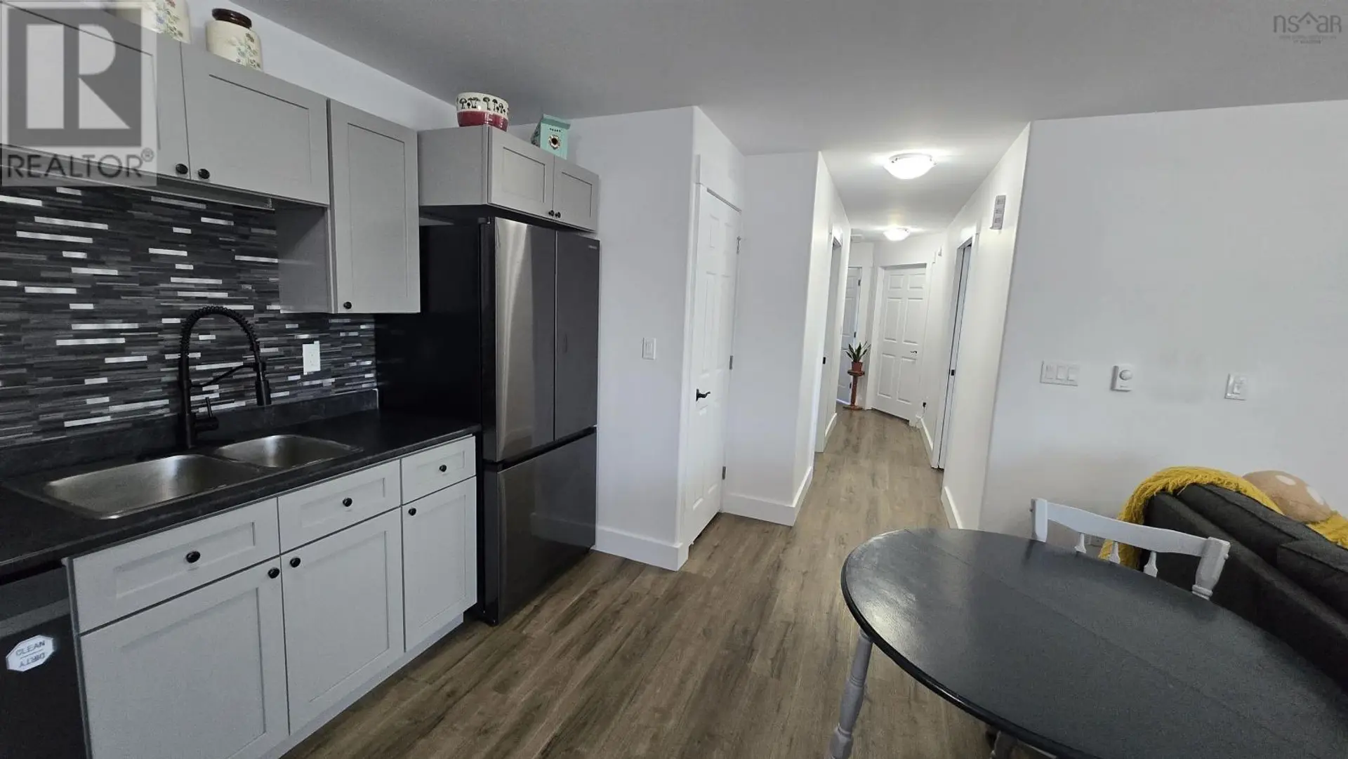 333 Nichols Avenue - Image 7