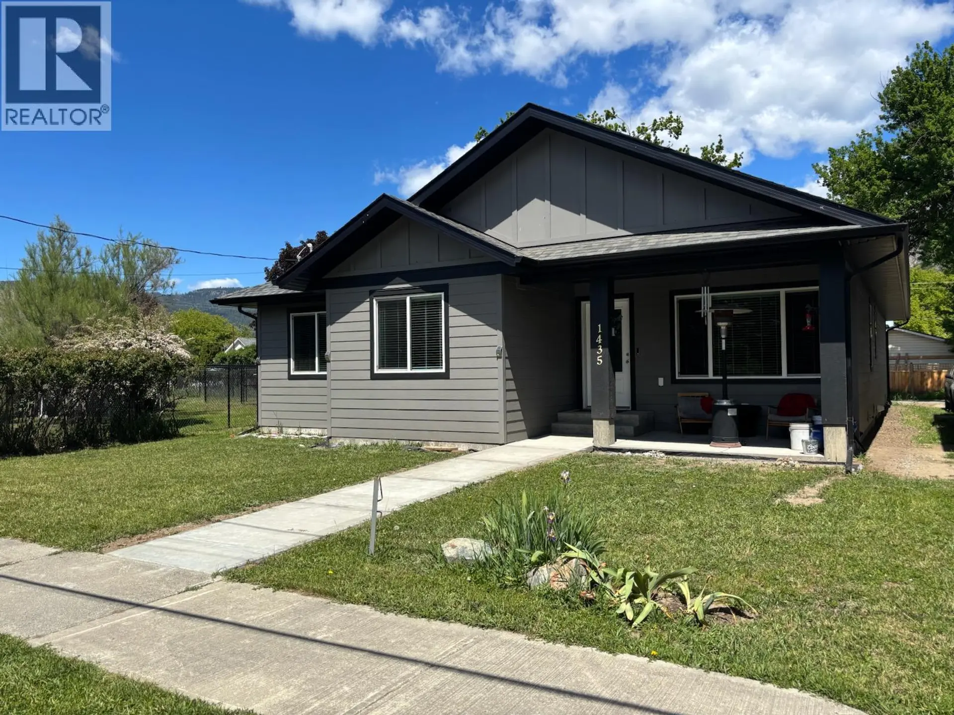 1435 72ND Avenue - Image 1
