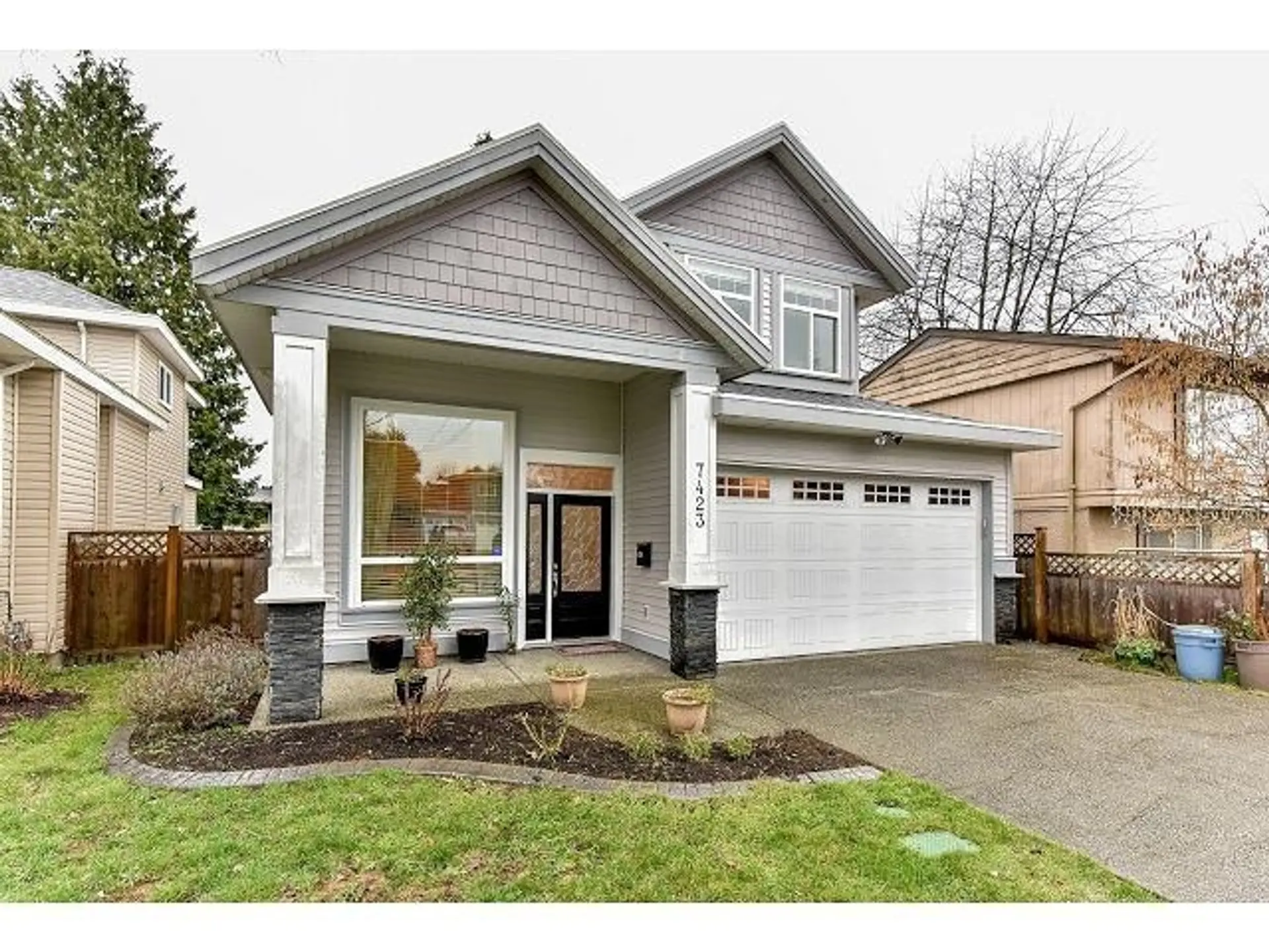 7423 115 Street - Image 1
