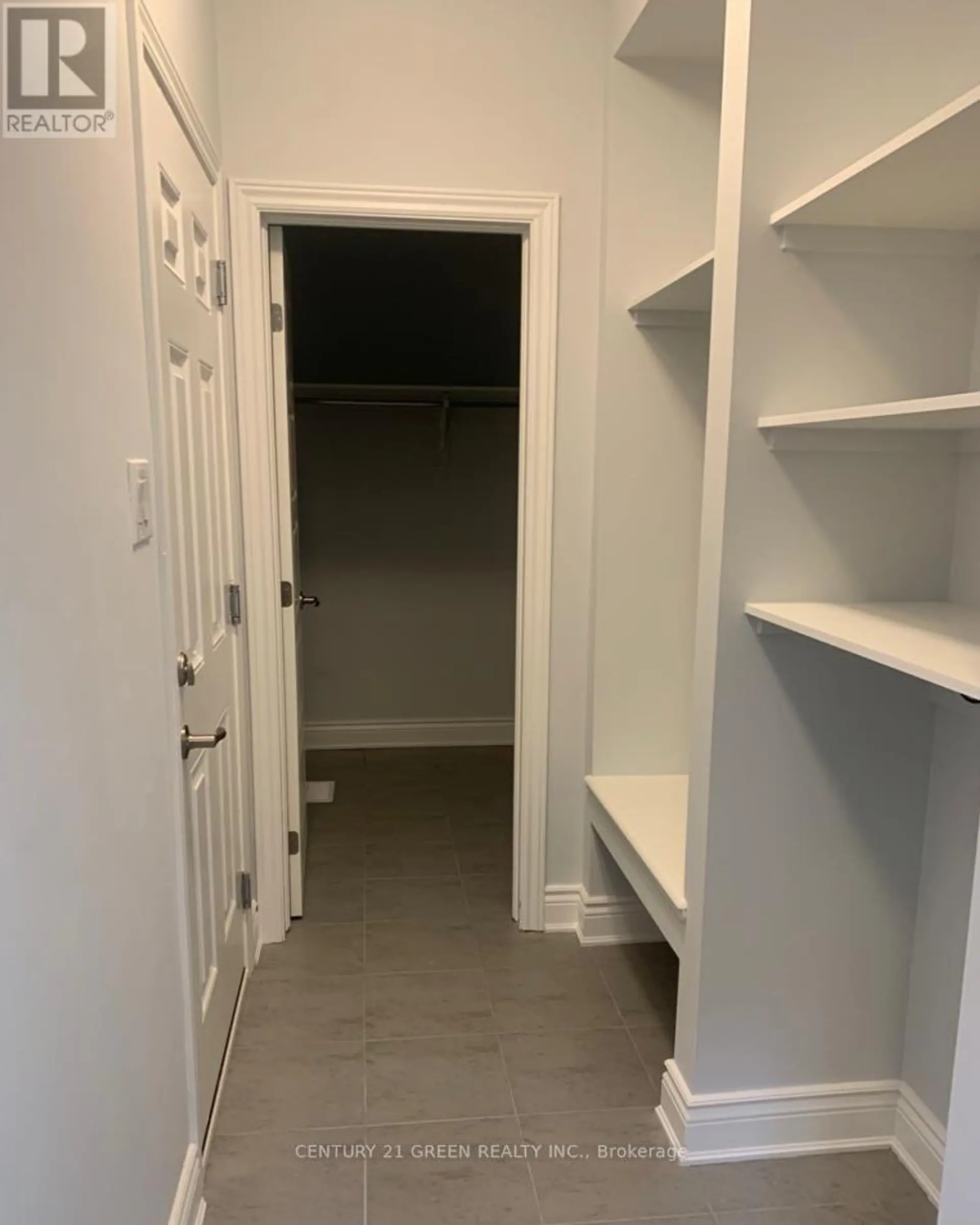 136 YEARLING CIRCLE - Image 13