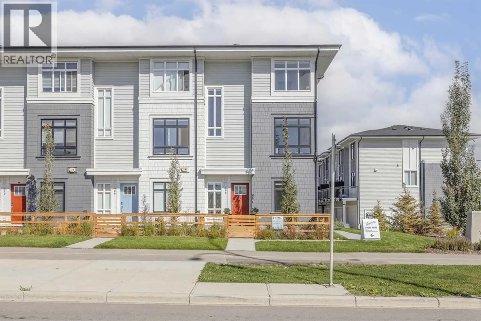 #103 857 Belmont Drive SW - Image 1