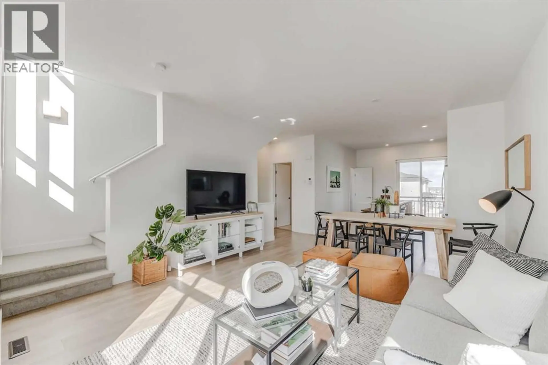 #103 857 Belmont Drive SW - Image 7