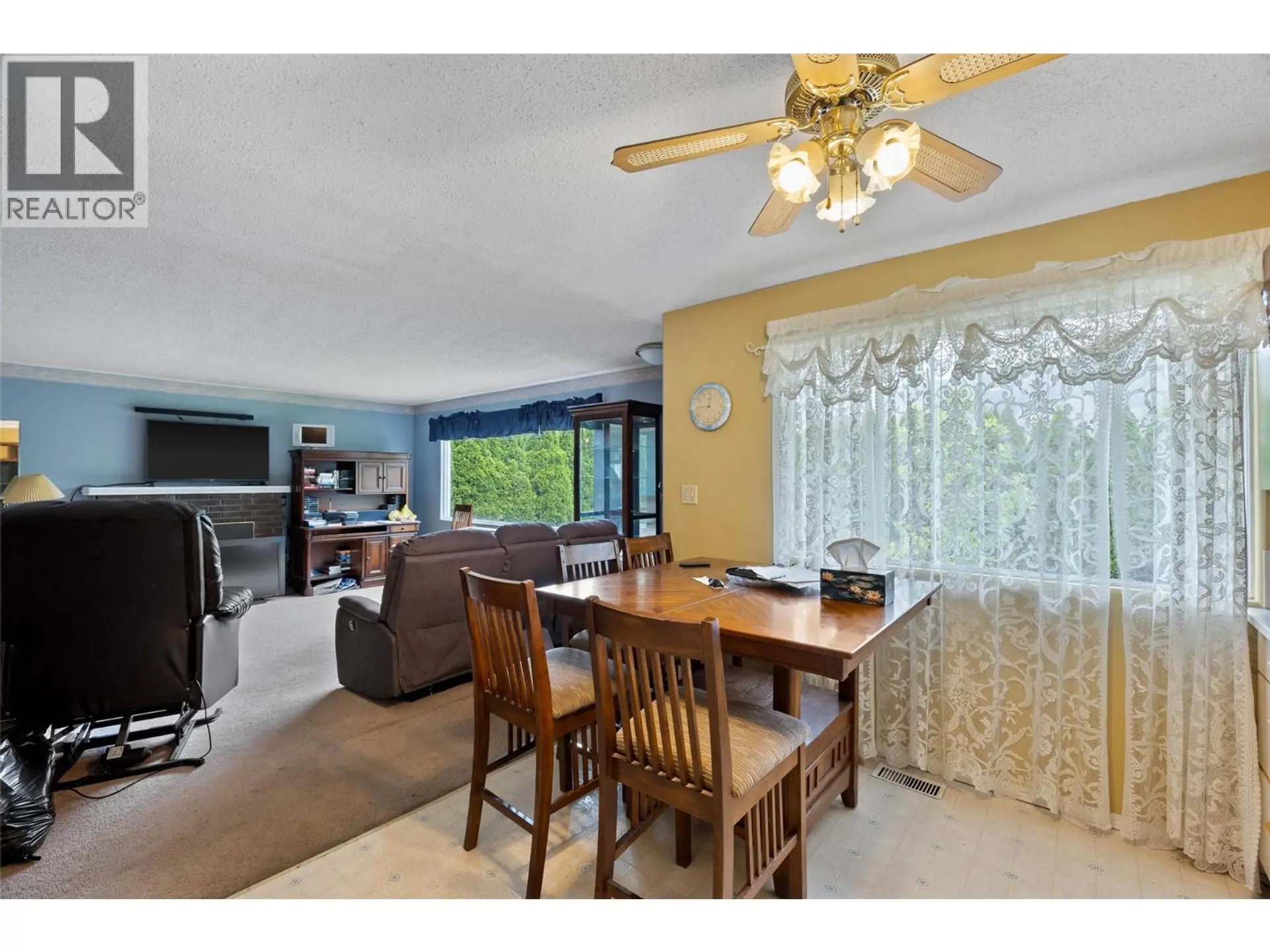 174 Mountview Drive - Image 2