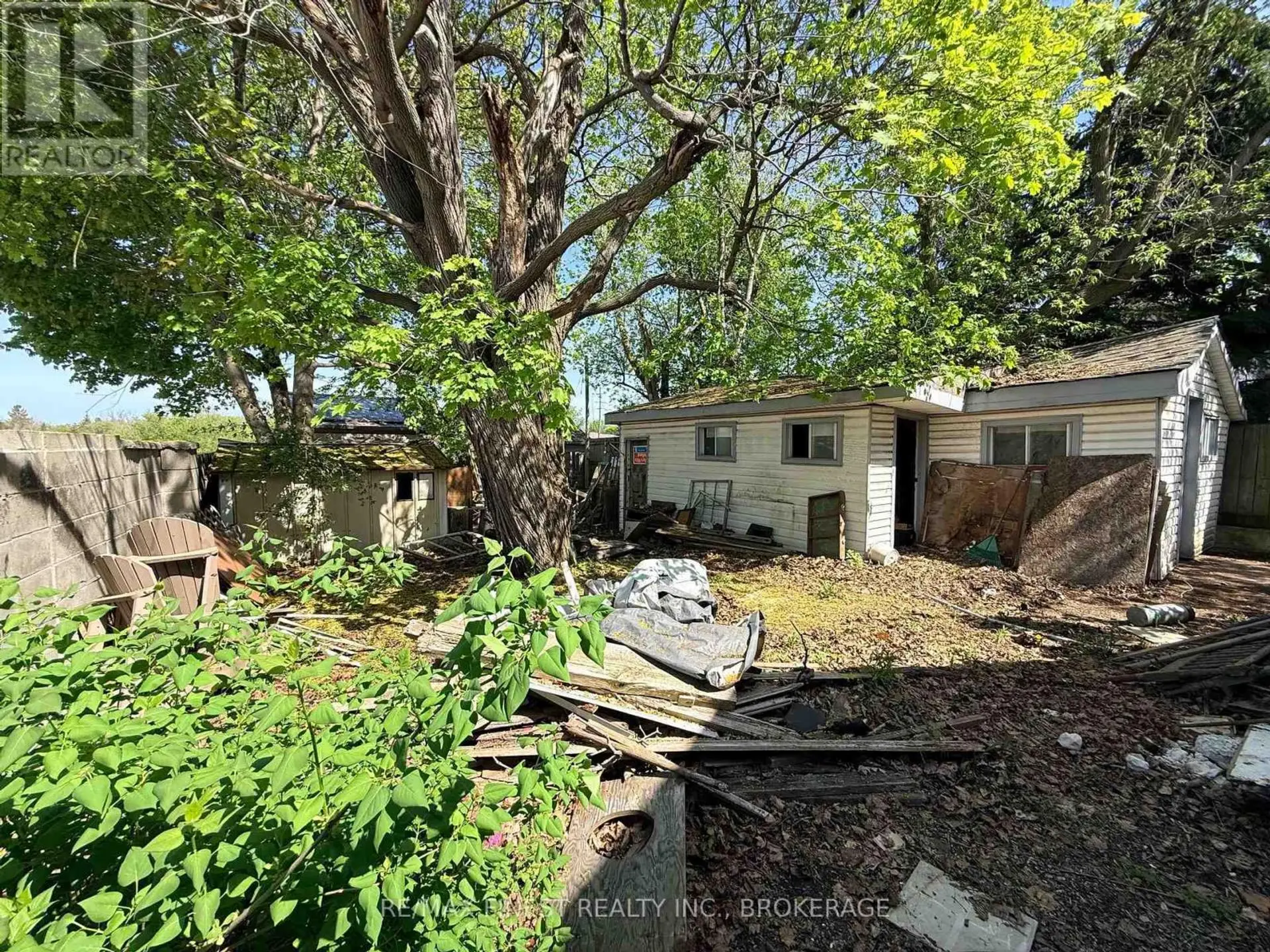 951 DIVISION STREET - Image 4