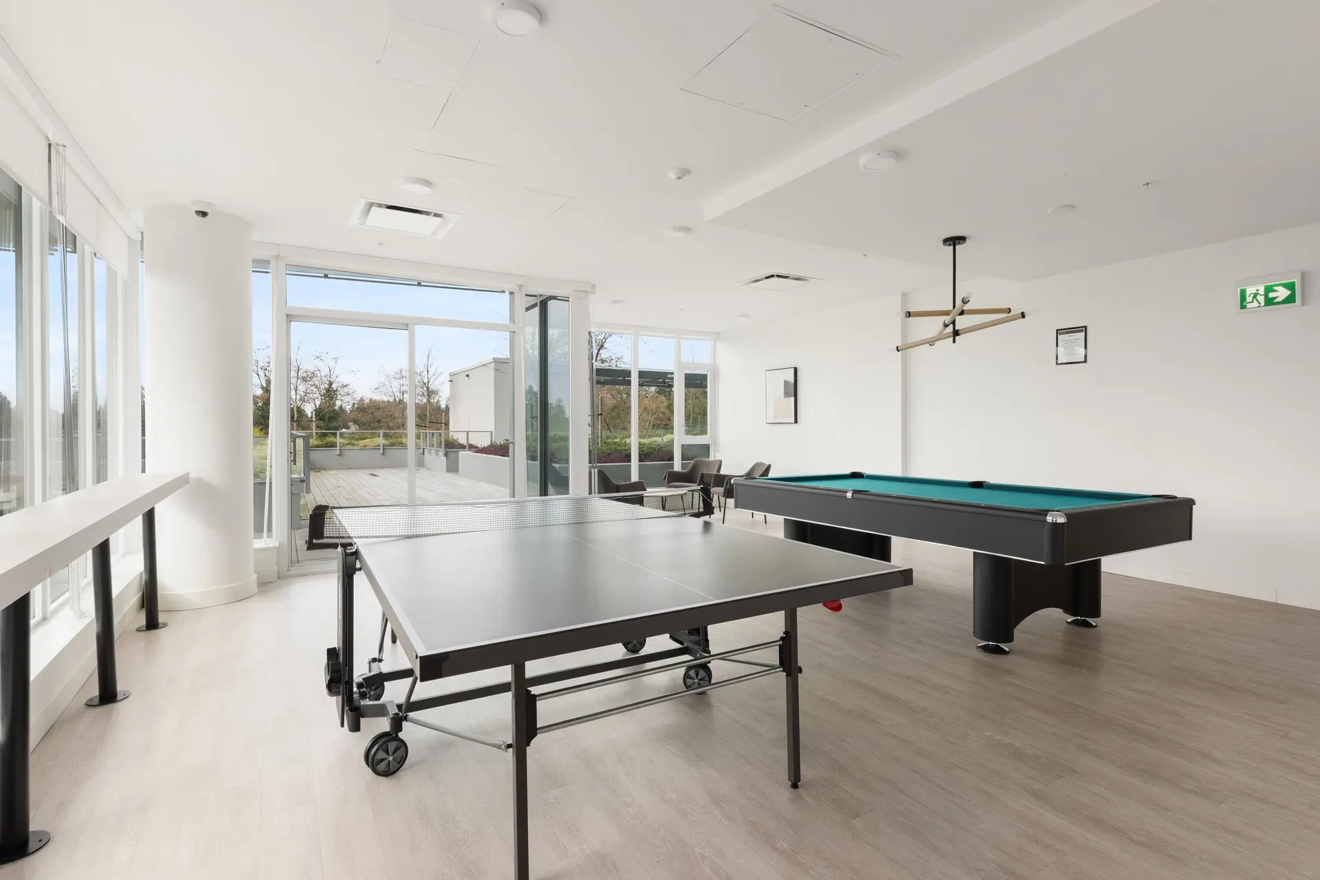 #408 9675 King George Boulevard - Image 16