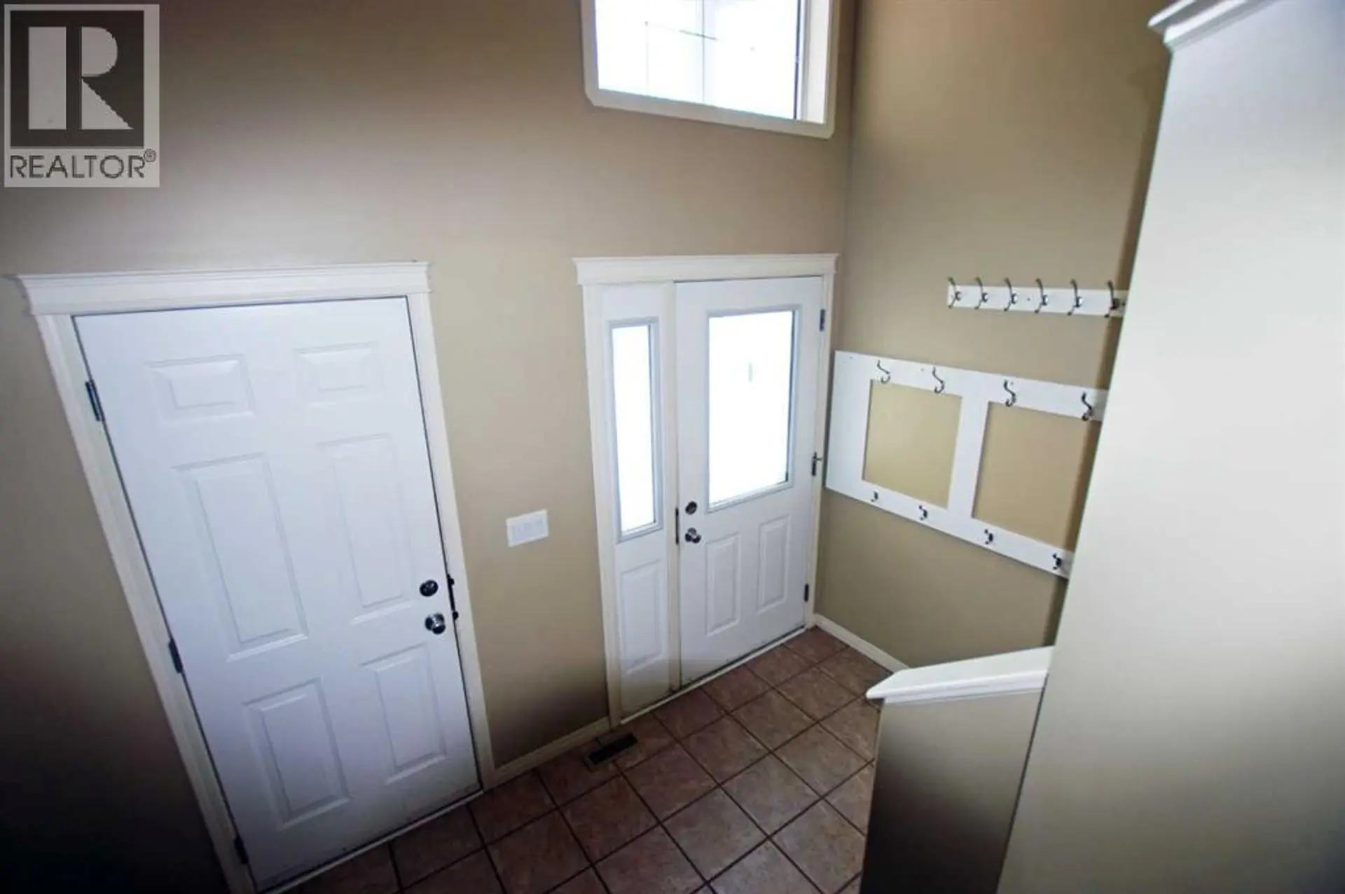 10660 125 Avenue - Image 2