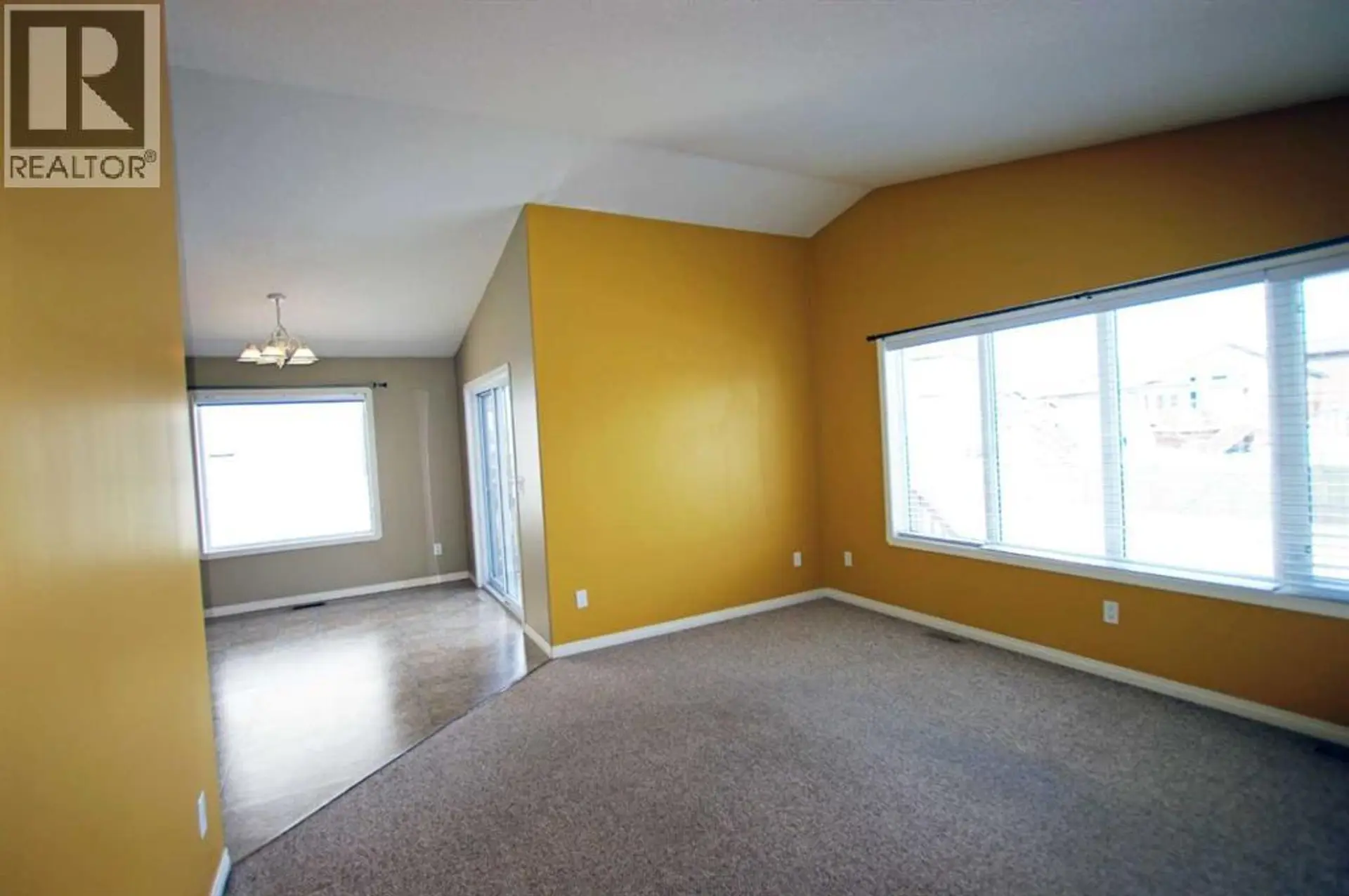 10660 125 Avenue - Image 5
