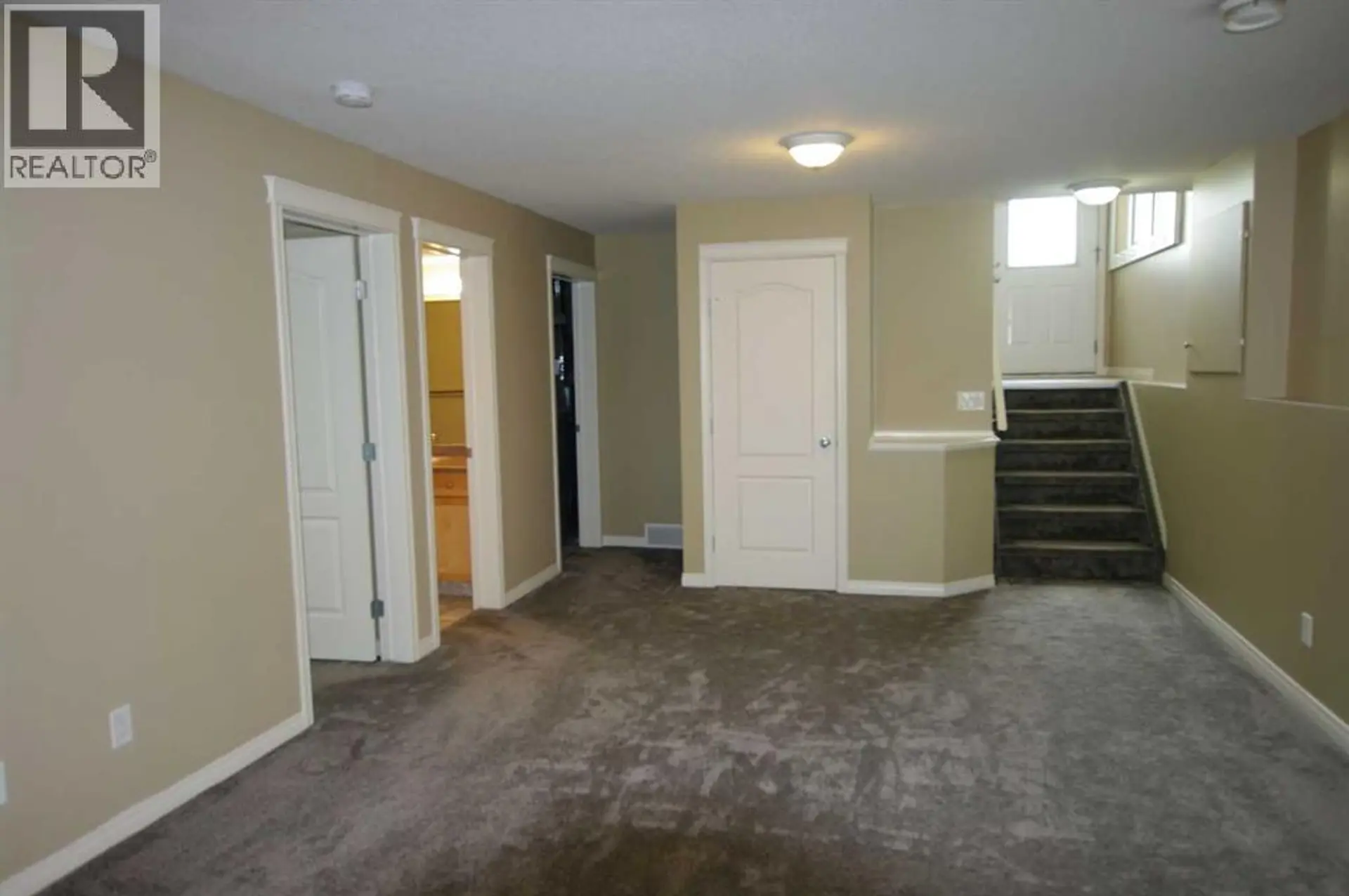 10660 125 Avenue - Image 11
