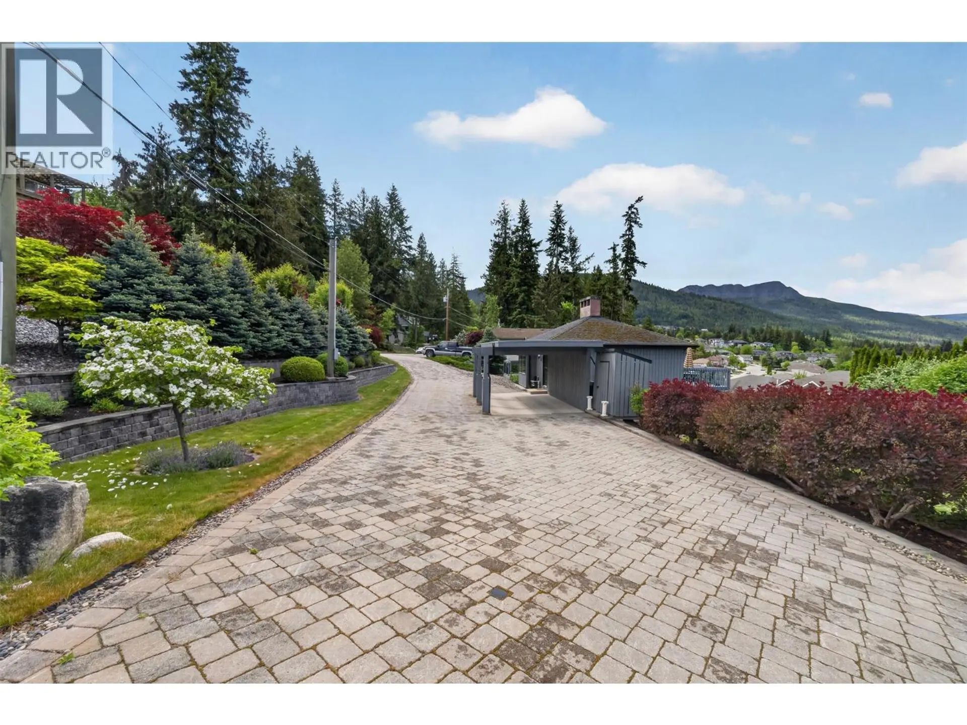 Property at 331 18 Street SE, Salmon Arm, BC