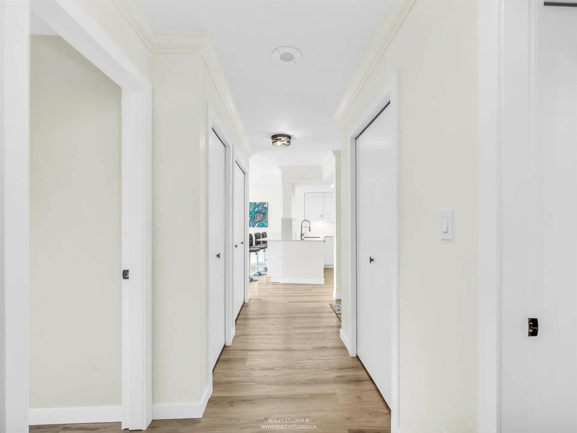 #406 995 Roche Point Drive - Image 15