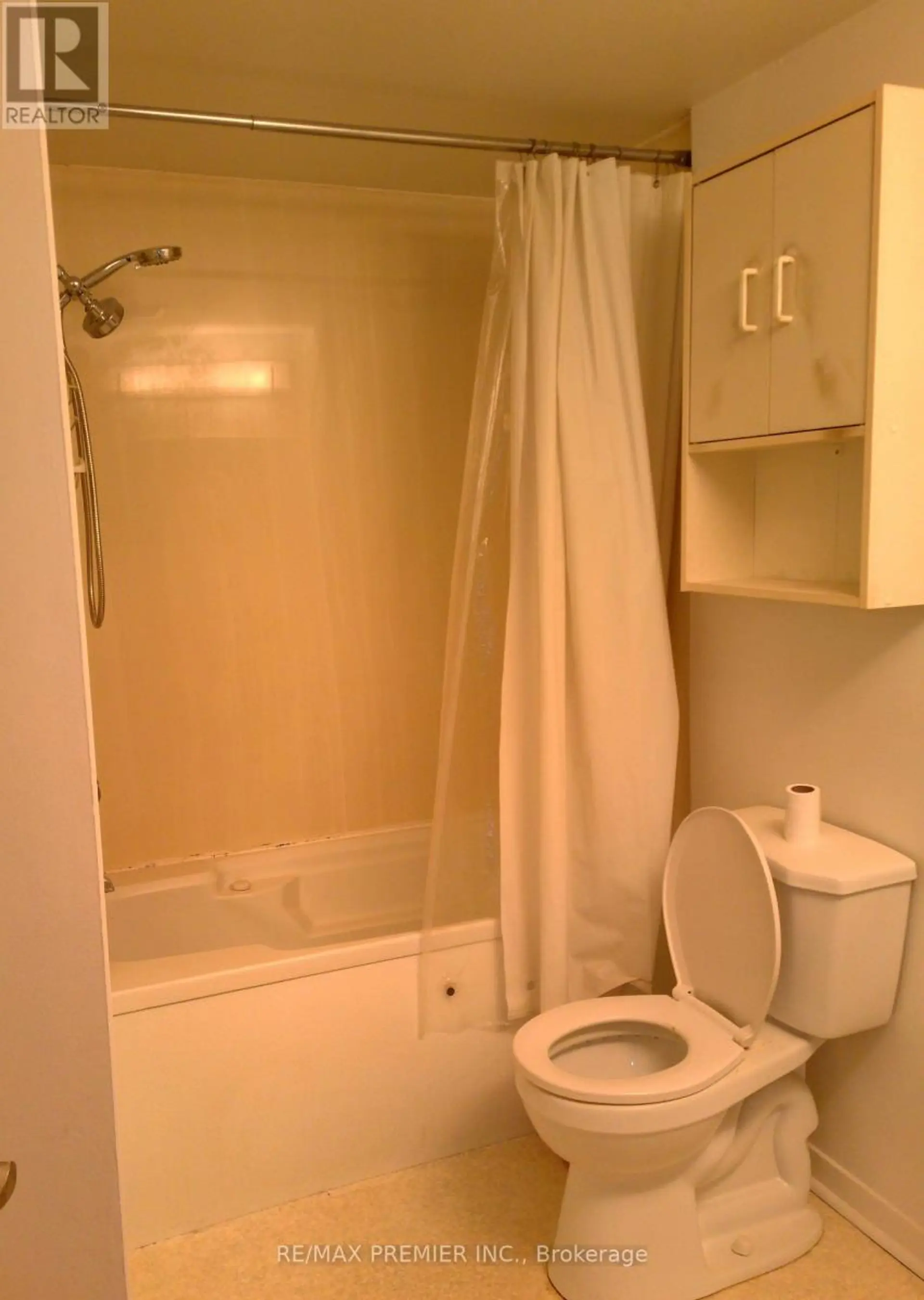 #82 248 JOHN GARLAND BOULEVARD - Image 6