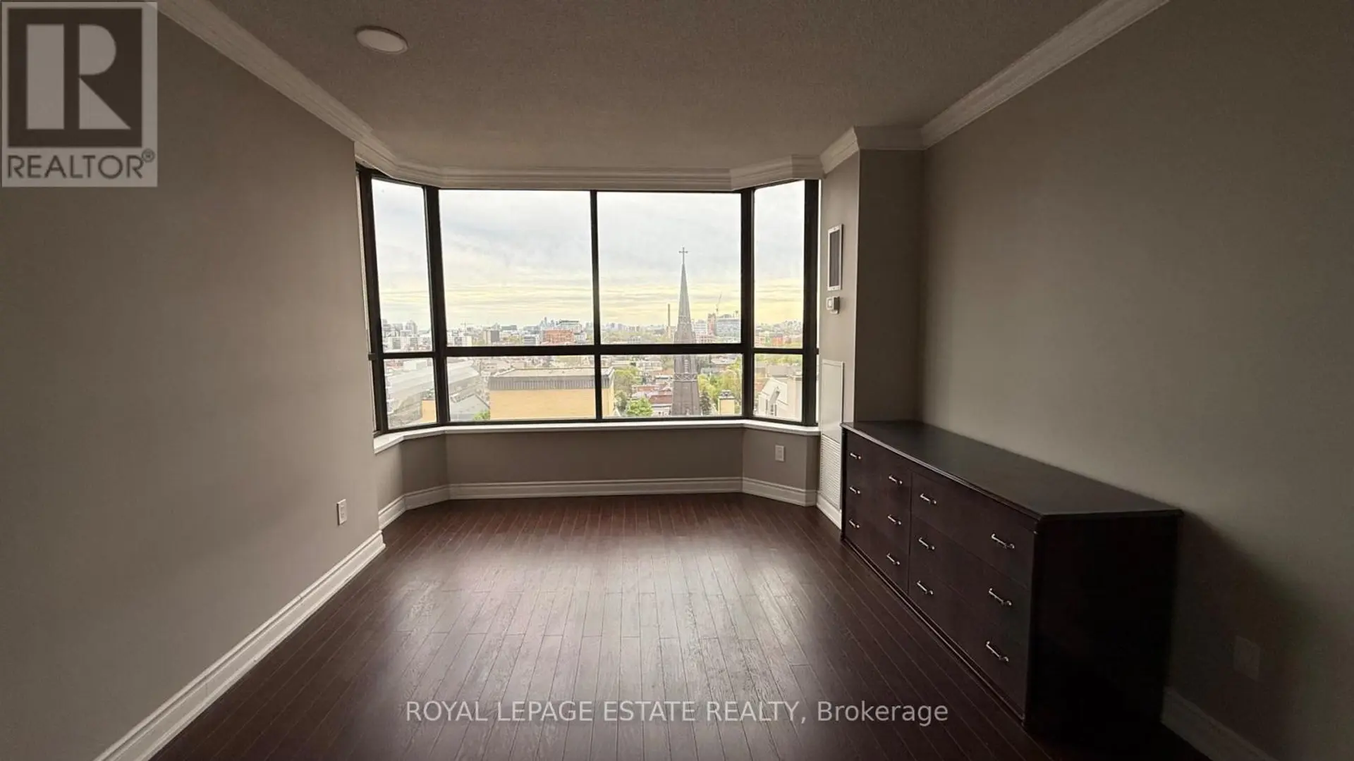 #PH3 280 SIMCOE STREET - Image 1