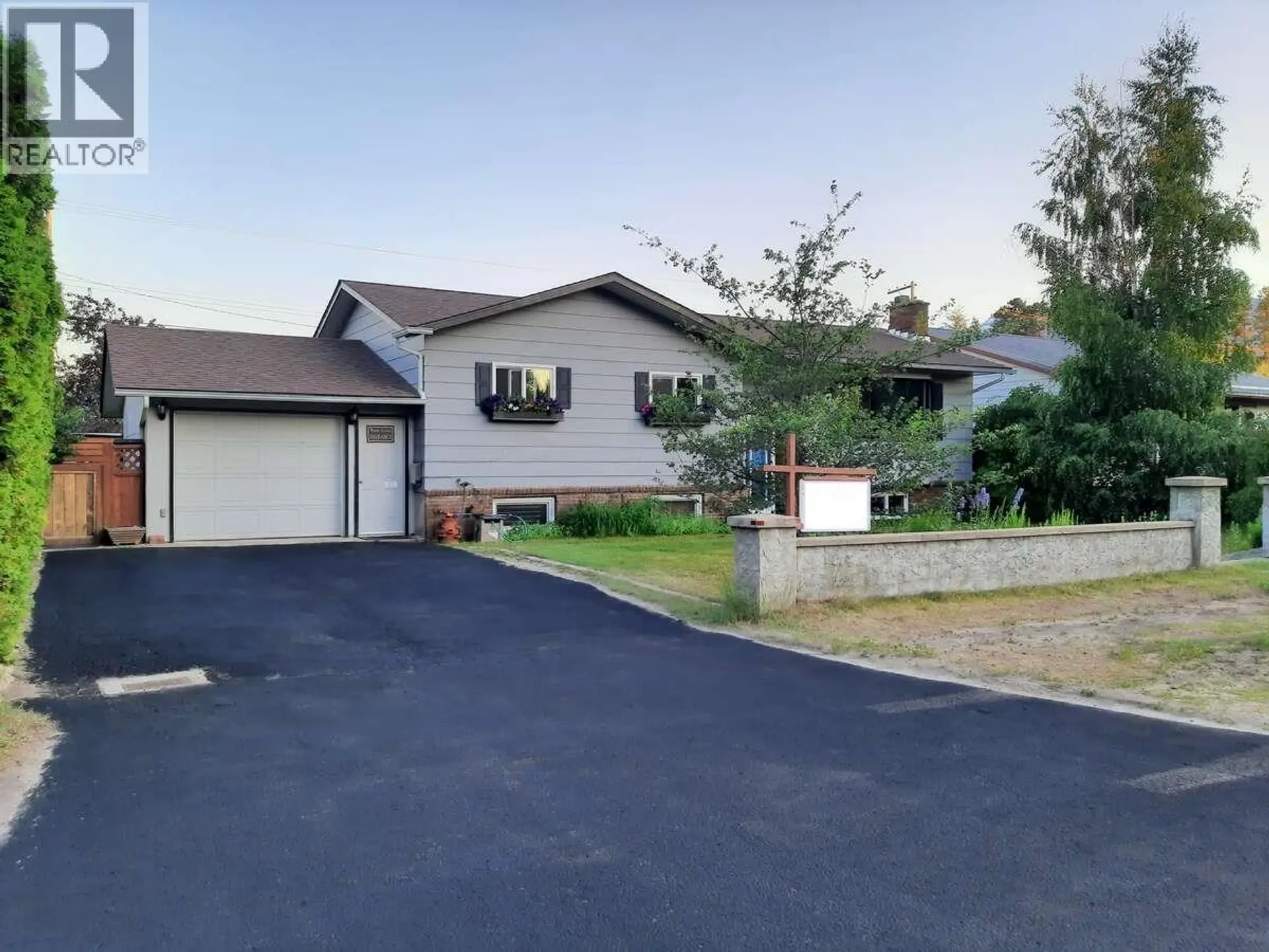 Property at 1323 7TH AVENUE, Valemount, BC