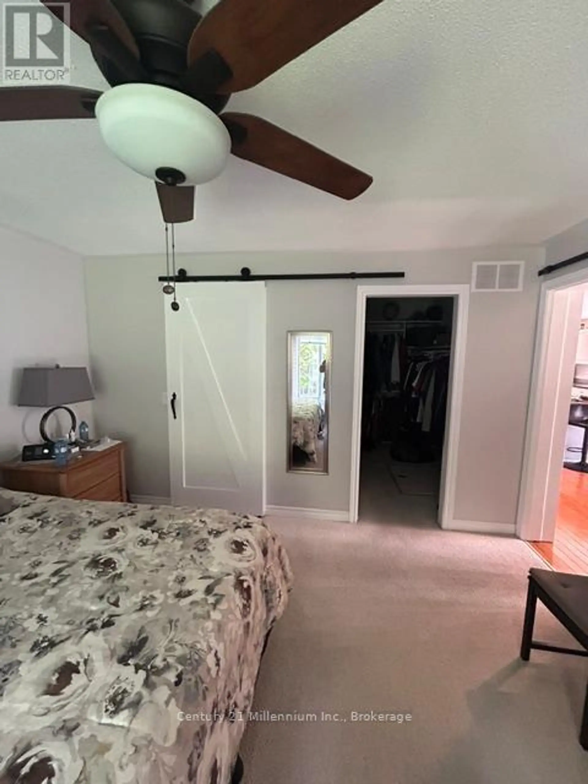 8 KENTUCKY AVENUE - Image 12