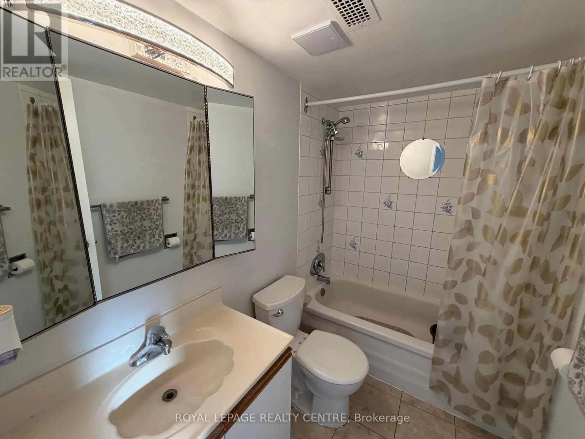 #209 340 DIXON ROAD - Image 15
