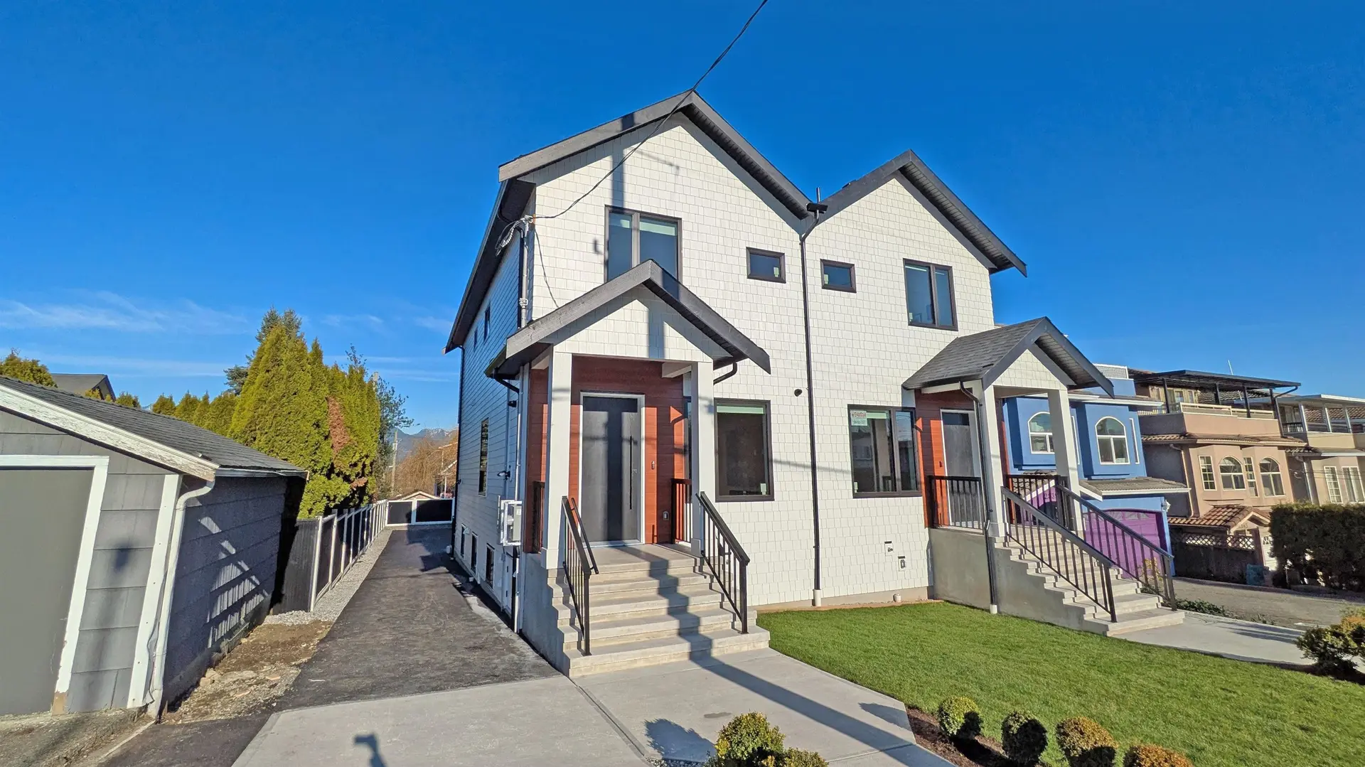 Property at 2825 Dundas Street, Vancouver, BC