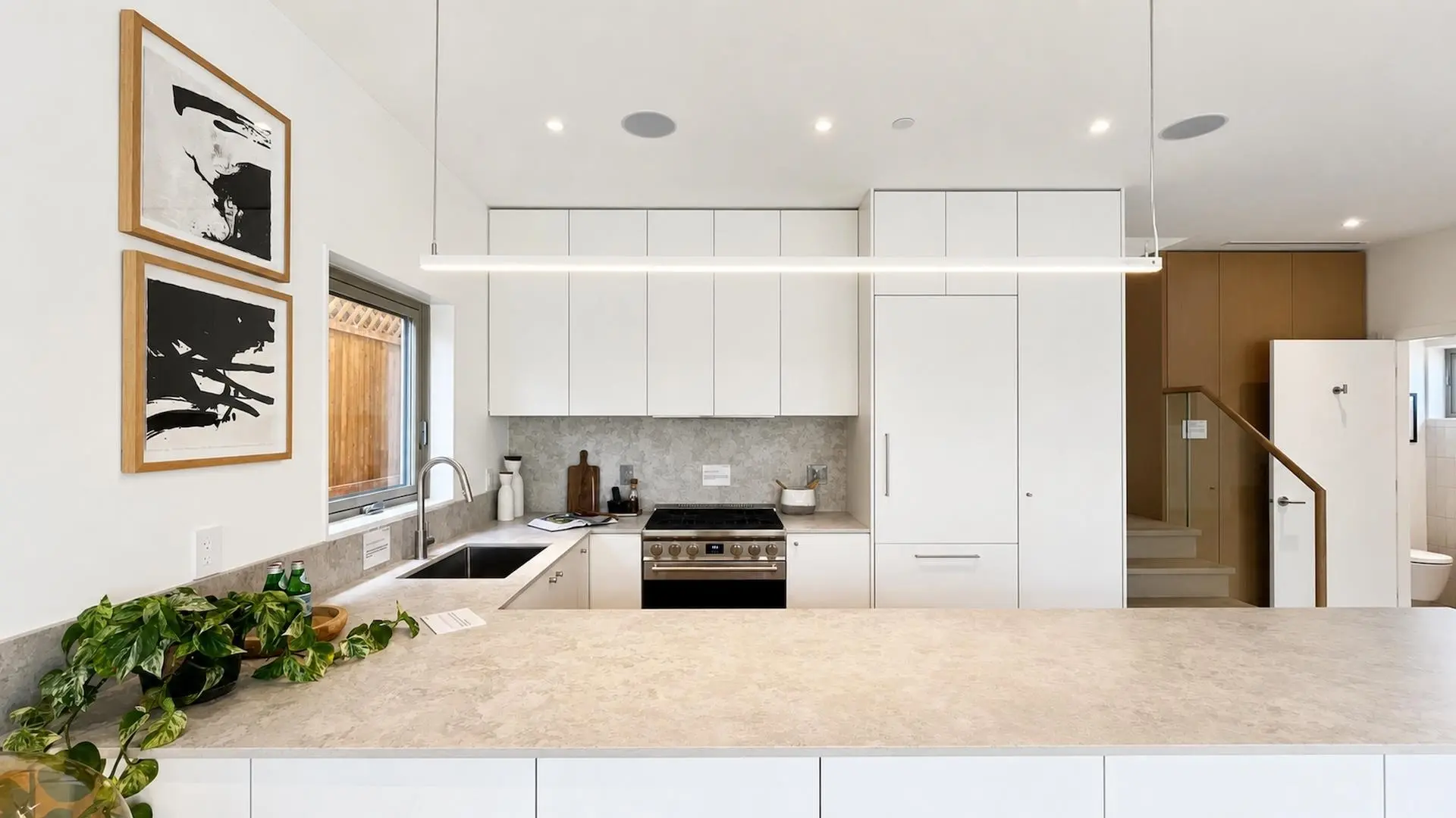 #1 2915 E 5th Avenue - Image 6
