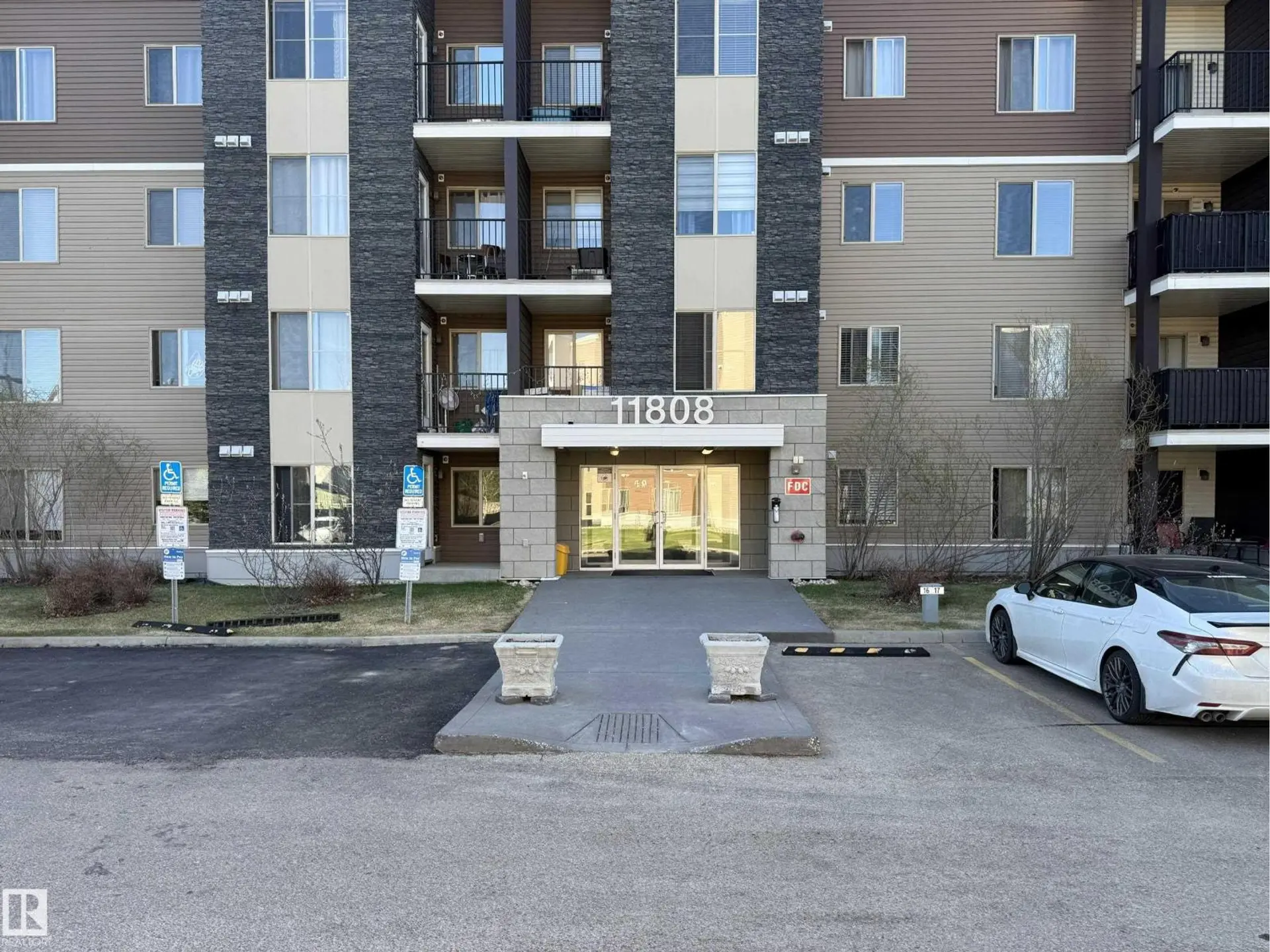 #116 11808 22 AV SW SW - Image 2