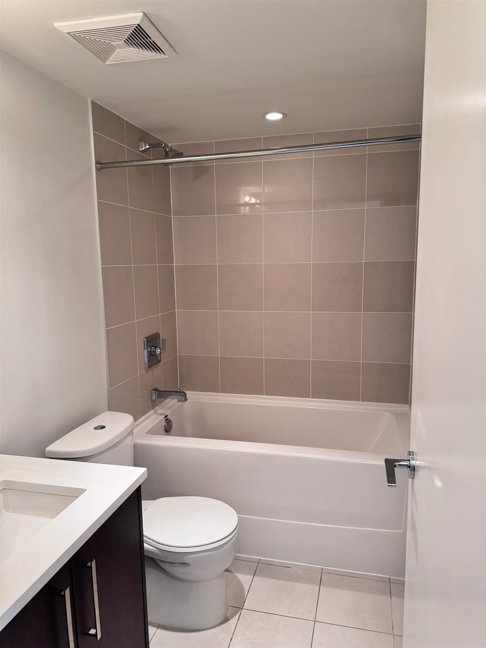 #406 8485 New Haven Close - Image 10