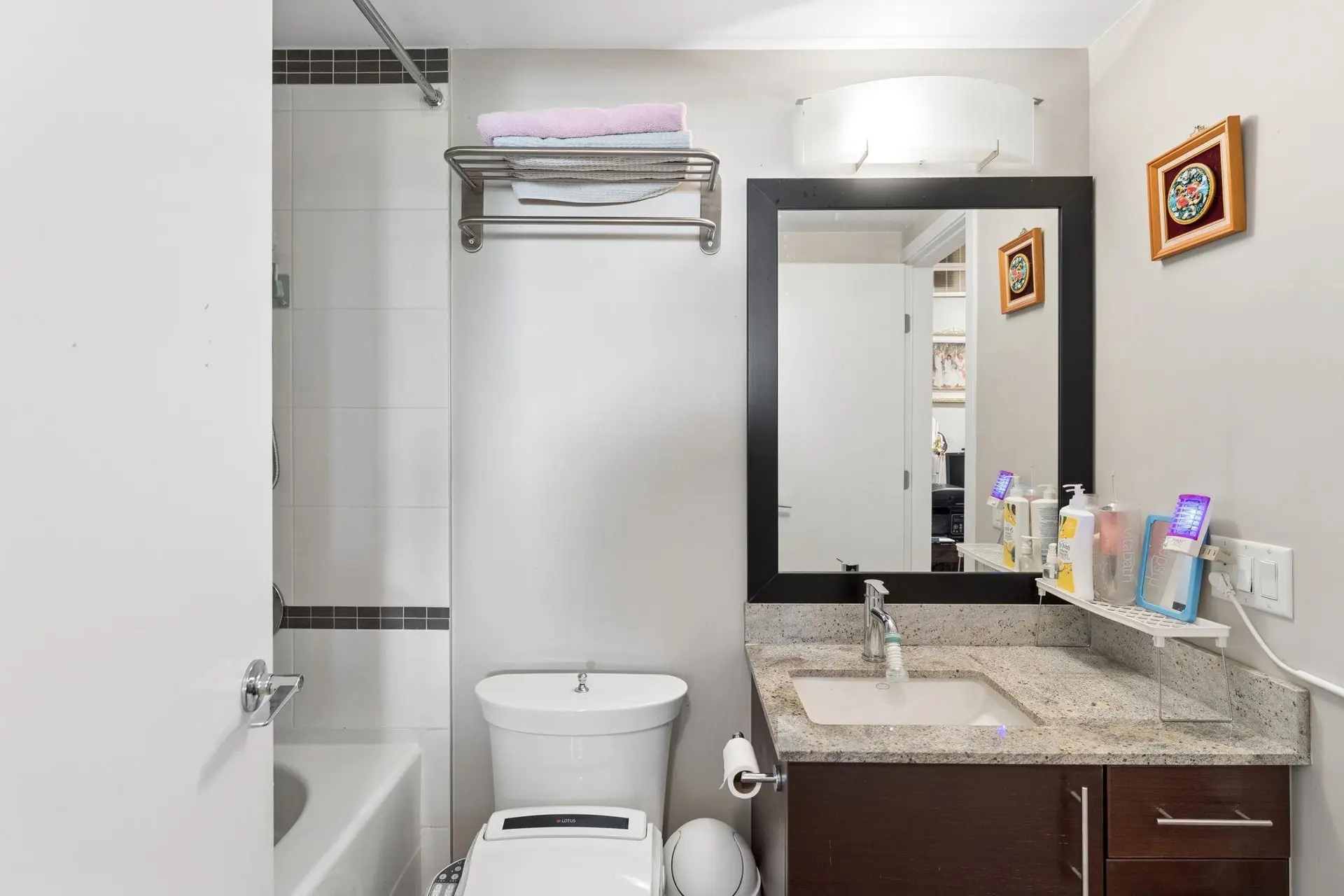 #407 14300 Riverport Way - Image 13