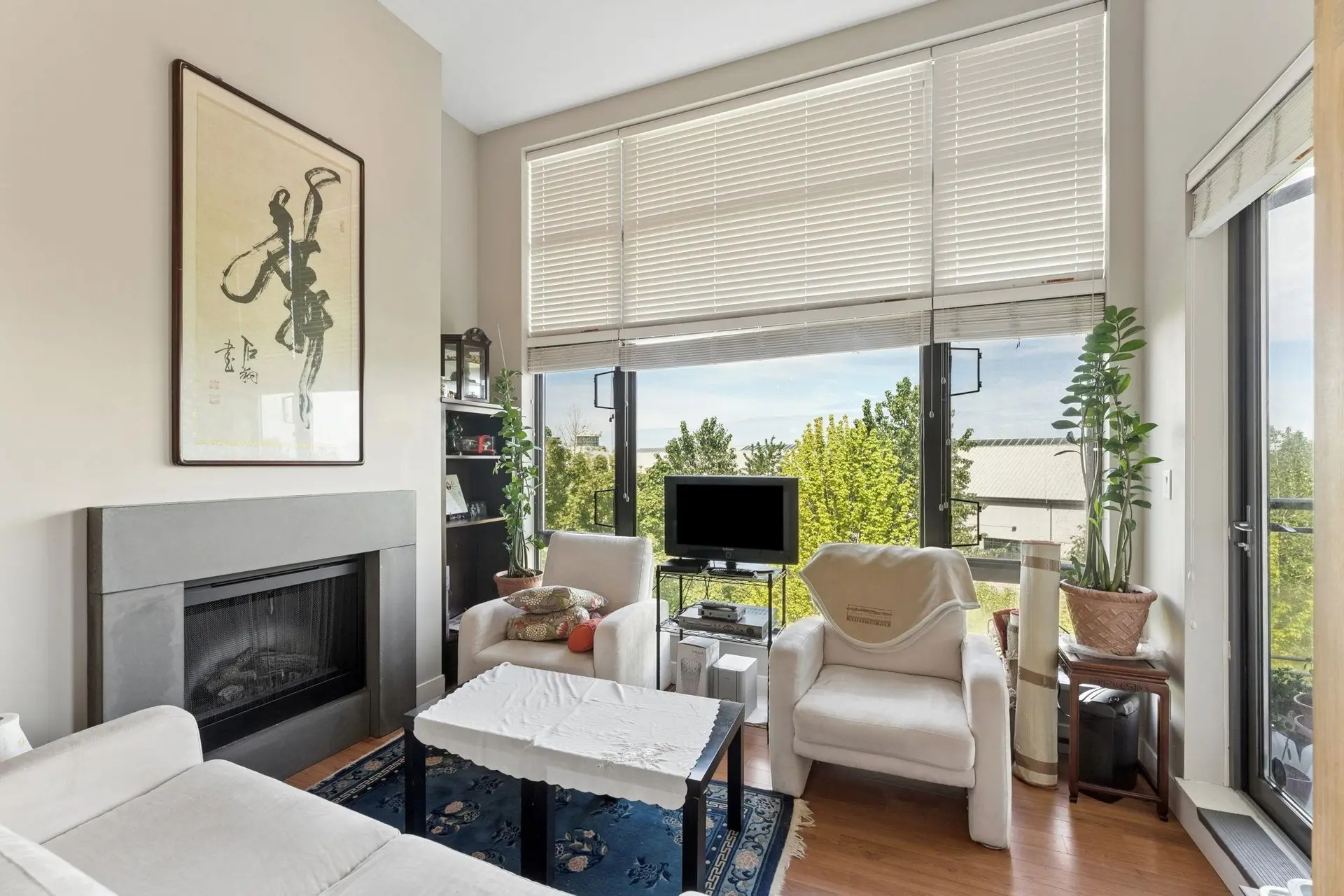 #407 14300 Riverport Way - Image 4