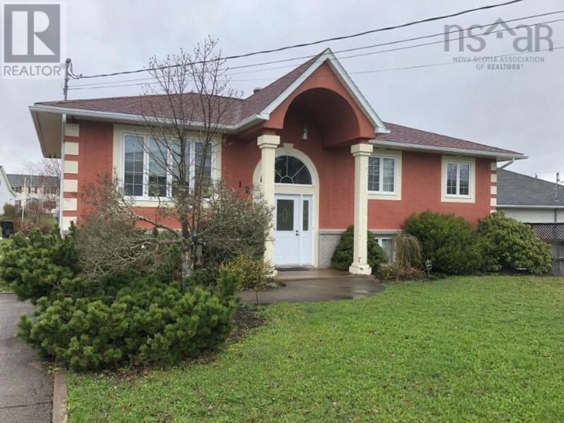 12 Gillis Way - Image 1