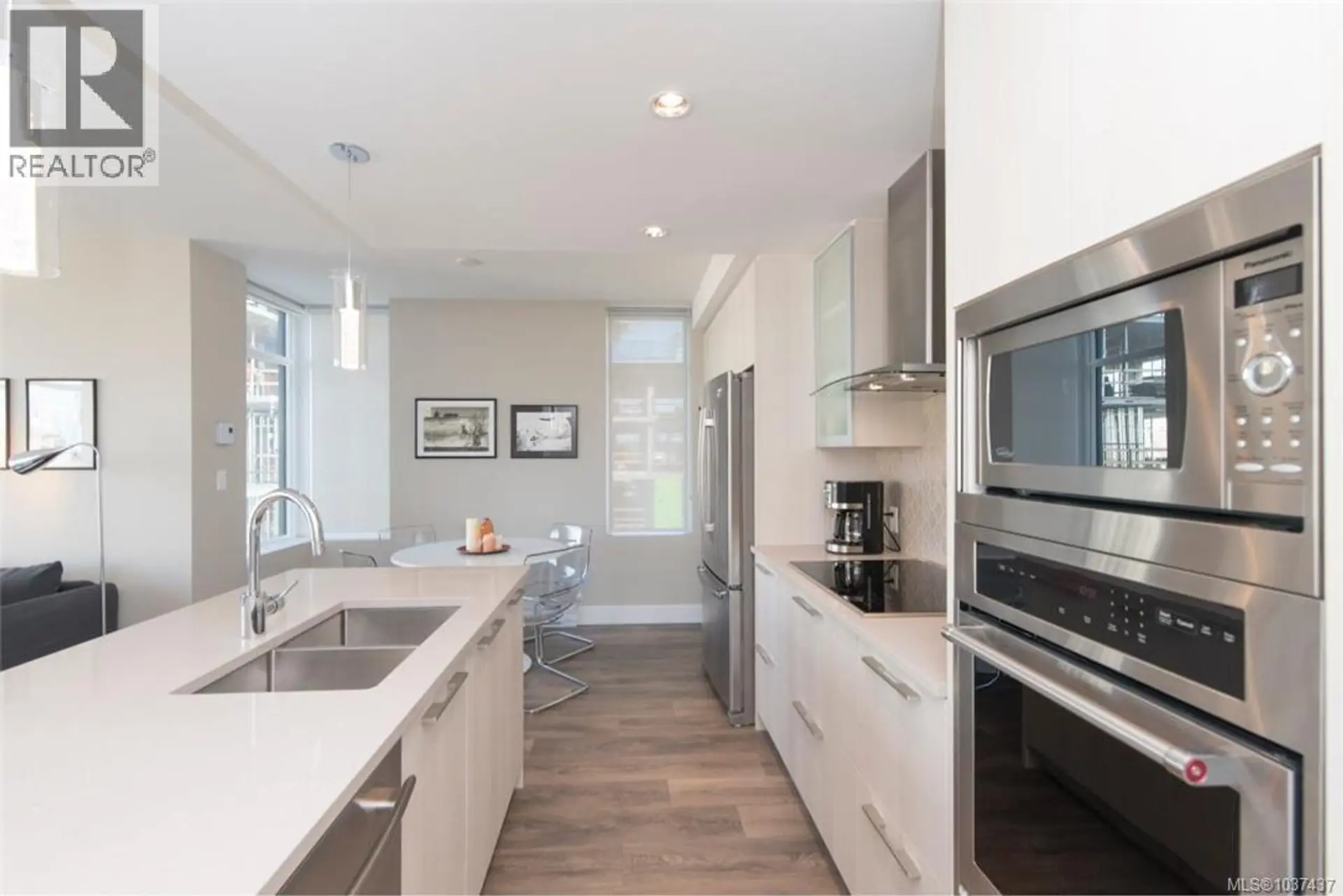 #605 960 Yates St - Image 4
