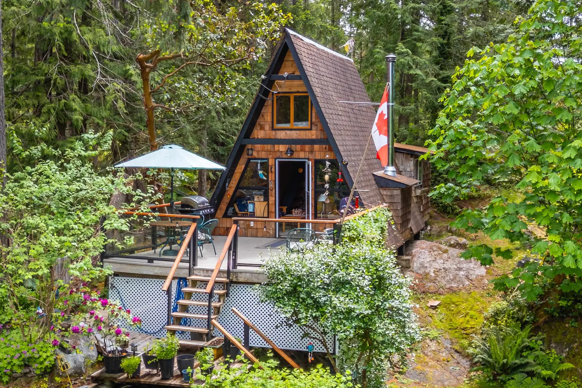 Property at 7536 Islets Place, Sechelt, BC