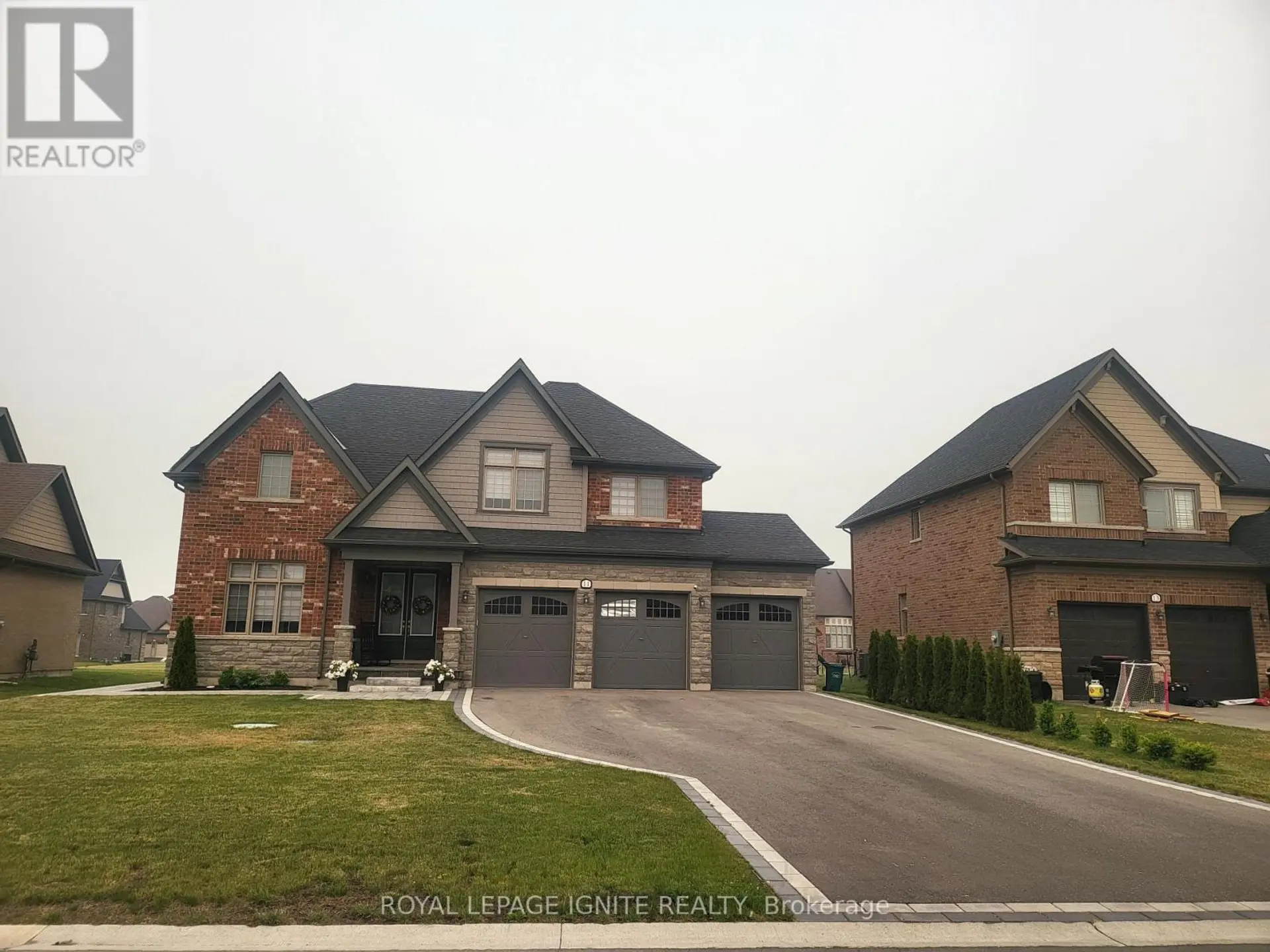 11 MONARCH ROAD - Image 1