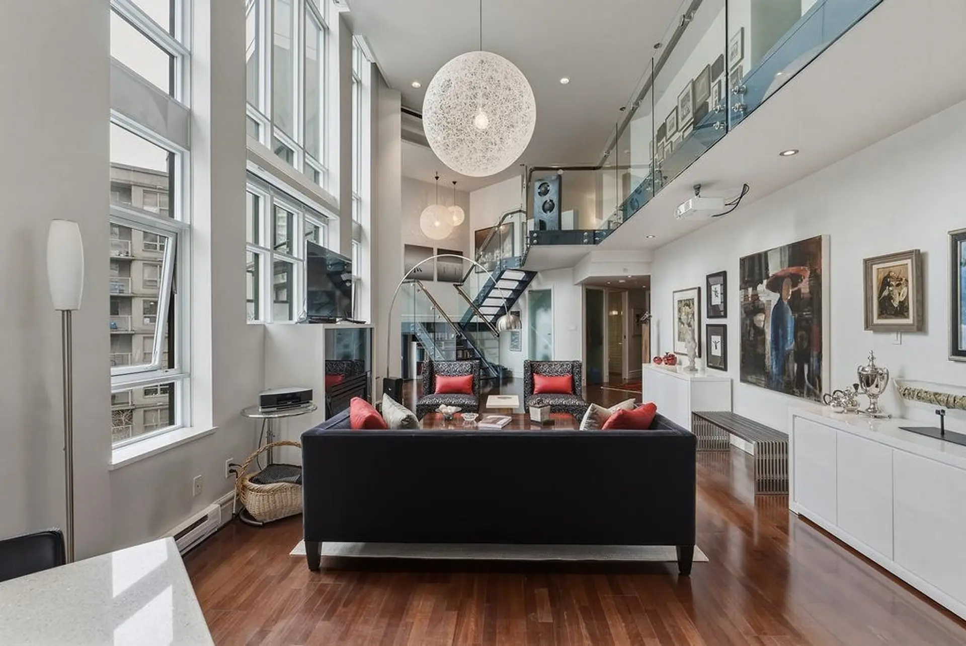 Property at #401 988 Richards Street, Vancouver, BC