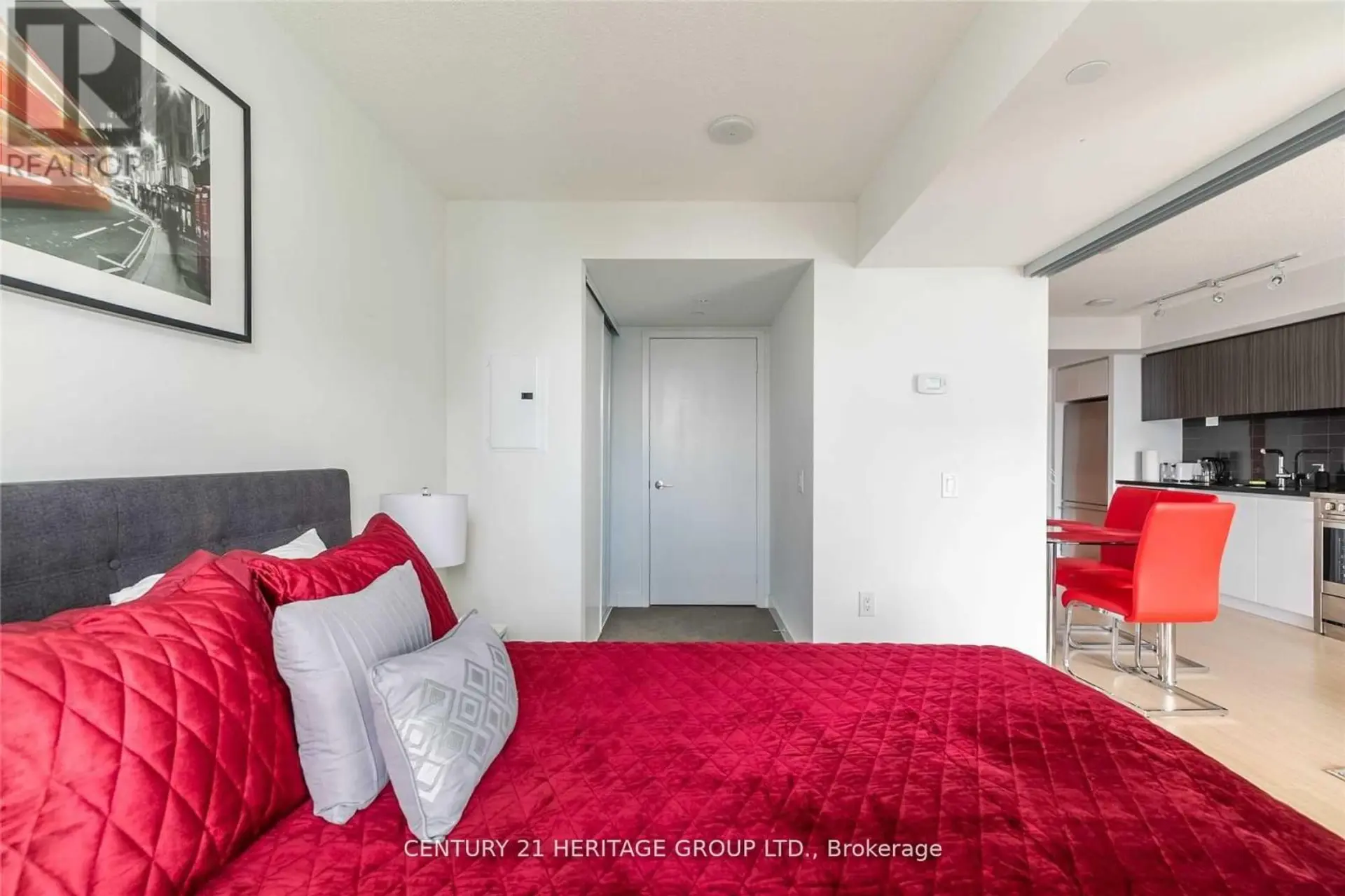 #3810 75 QUEENS WHARF ROAD - Image 11
