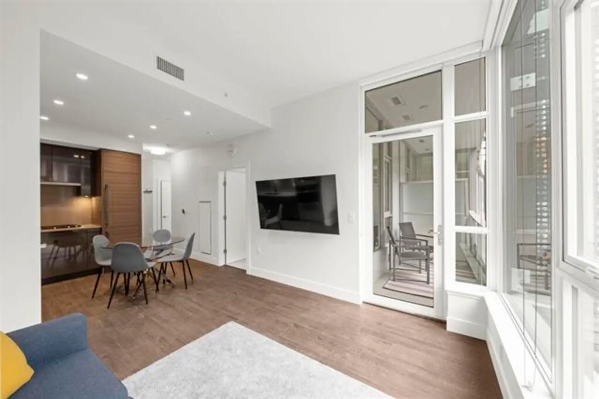 #408 3438 Sawmill Crescent - Image 6