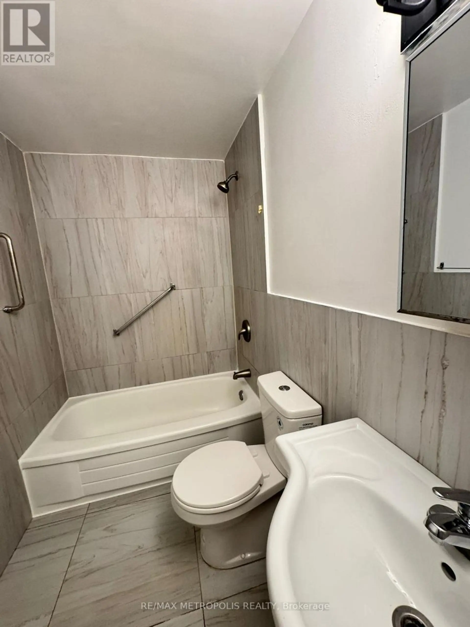 #202 1445 WILSON AVENUE - Image 10